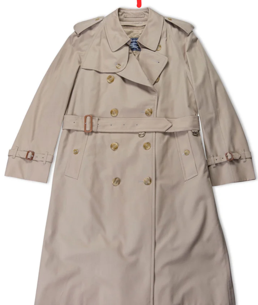 BURBERRY TRENCH COAT