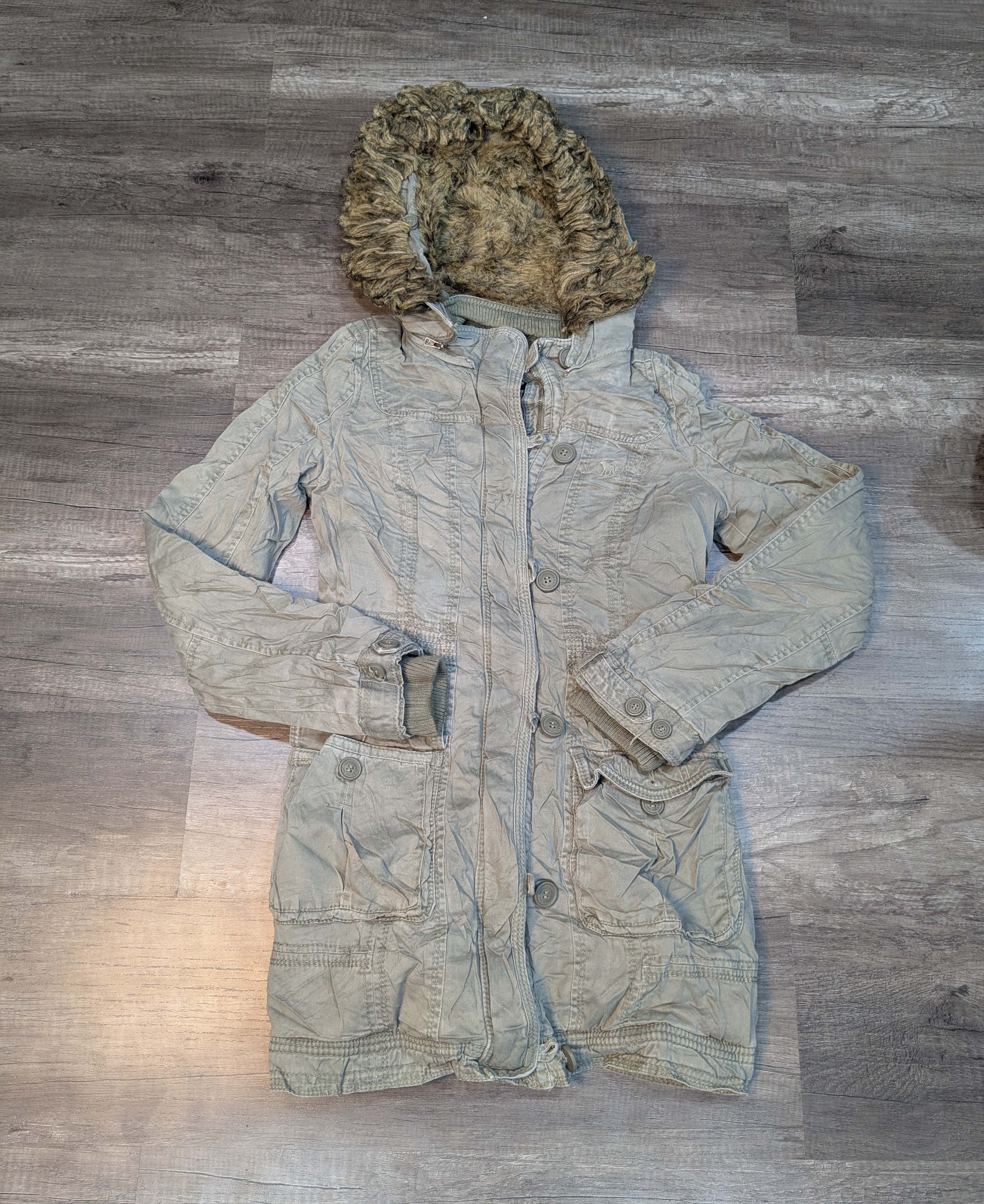 957 - American Eagle, Hollister, Aeropostale & Abecrombie ジャケット