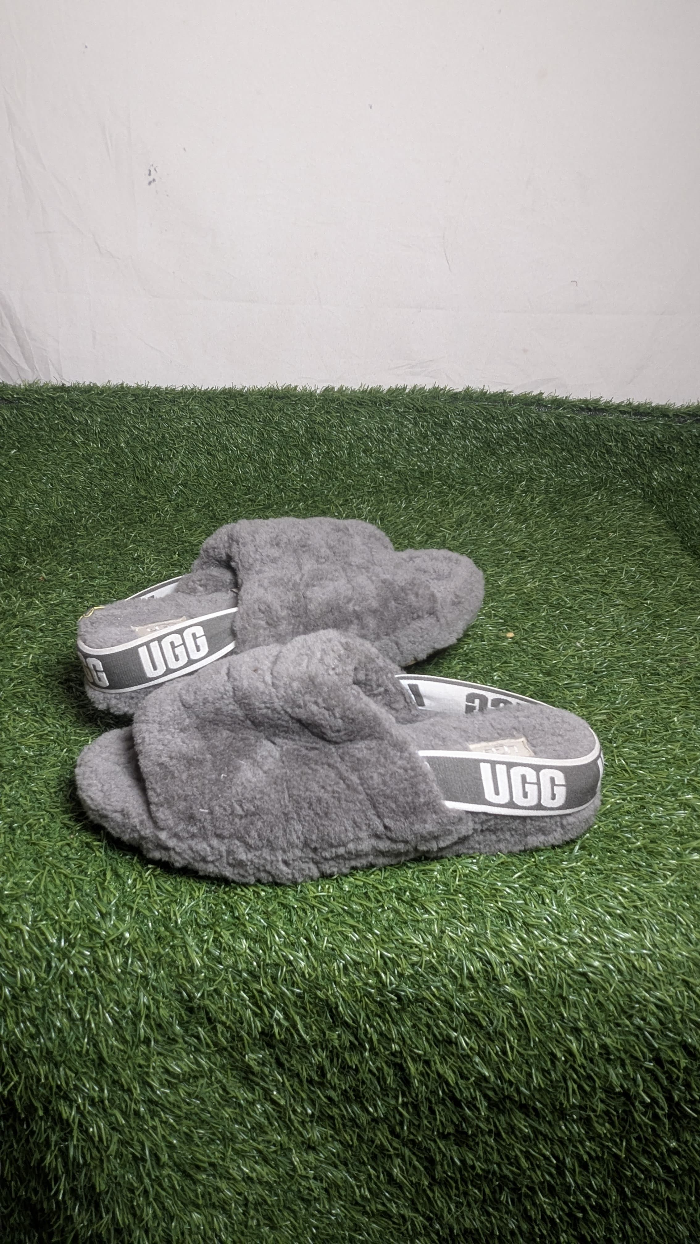 MAV#34 UGG Women's Slippers