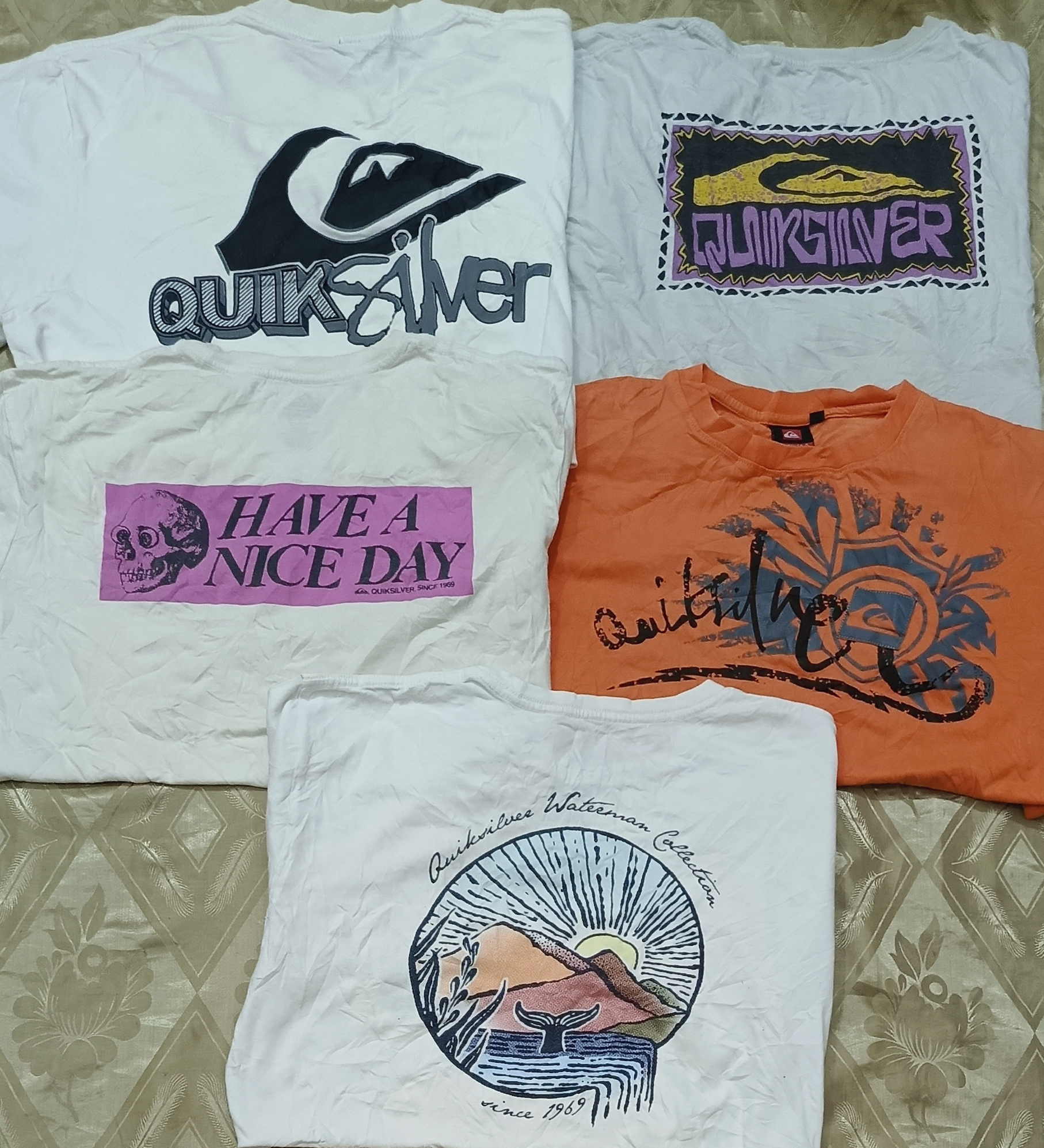 クイックシルバー Tシャツ