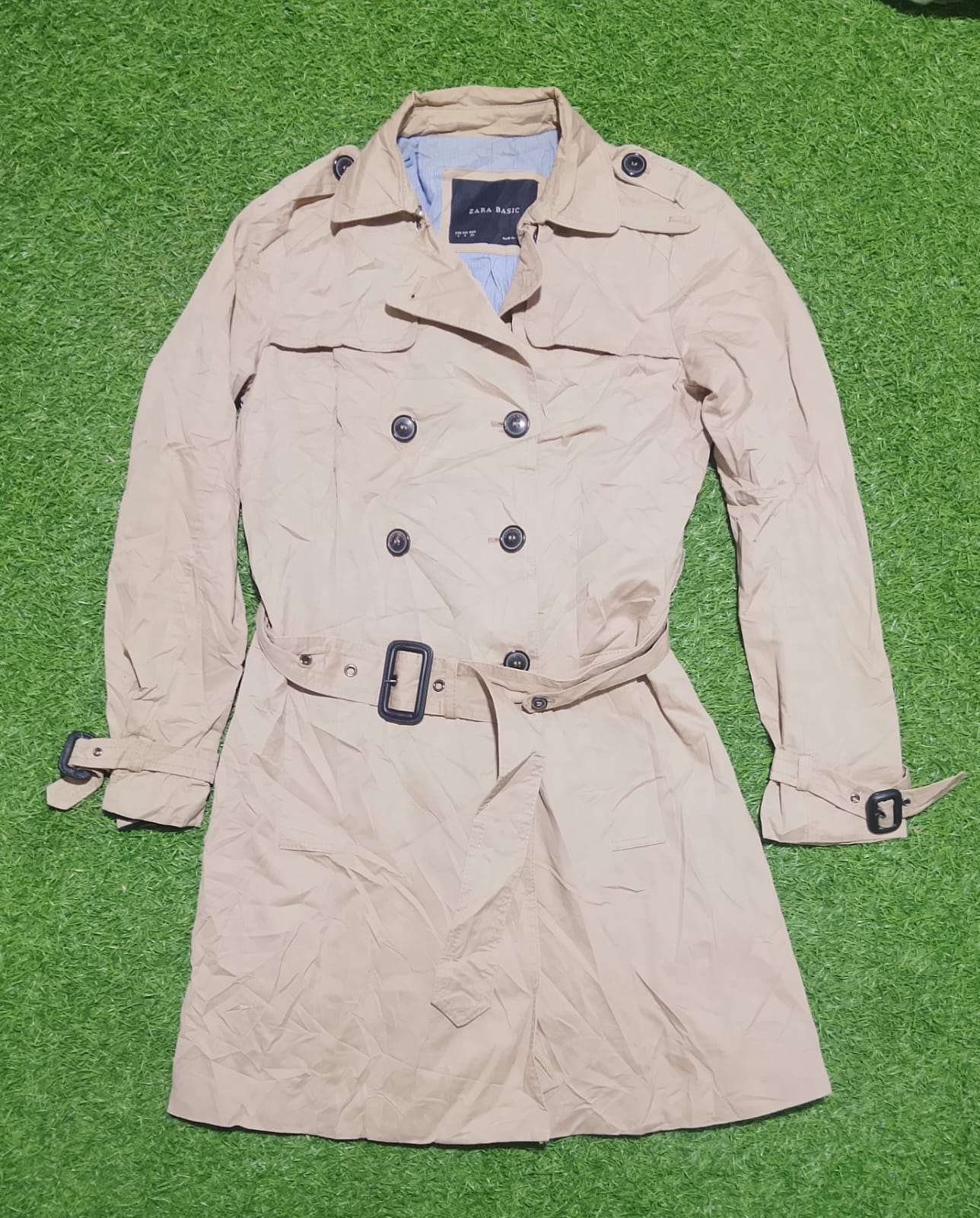 「ZARA トレンチコート」