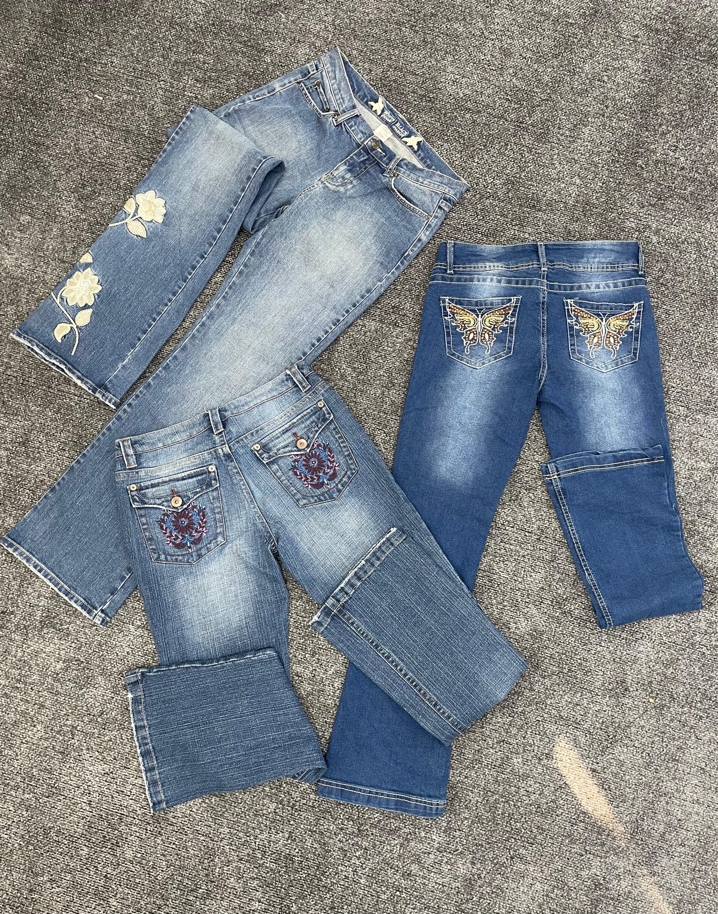 Y2K bestickte Jeans (E # 1)