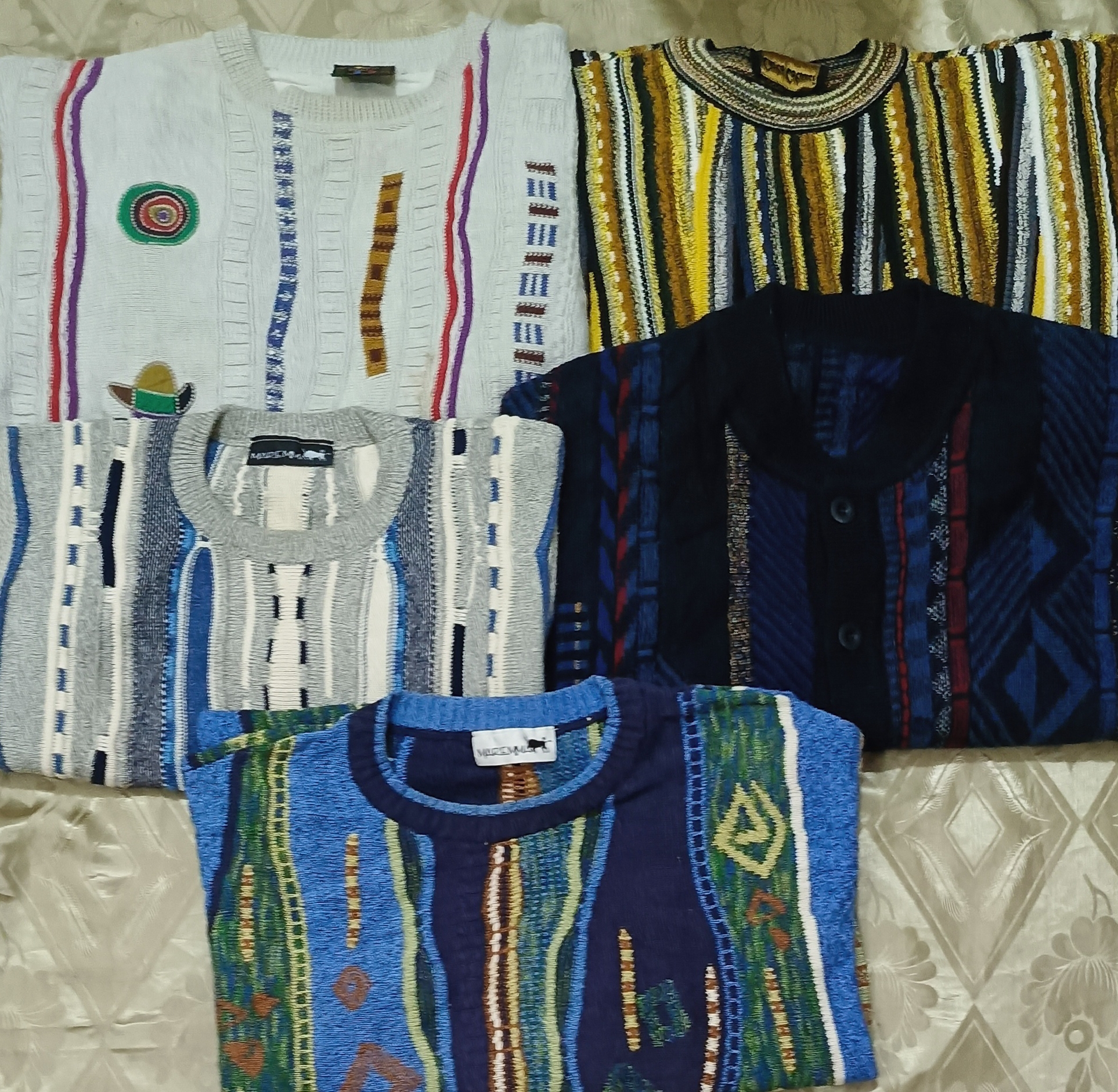 クージースタイルセーター