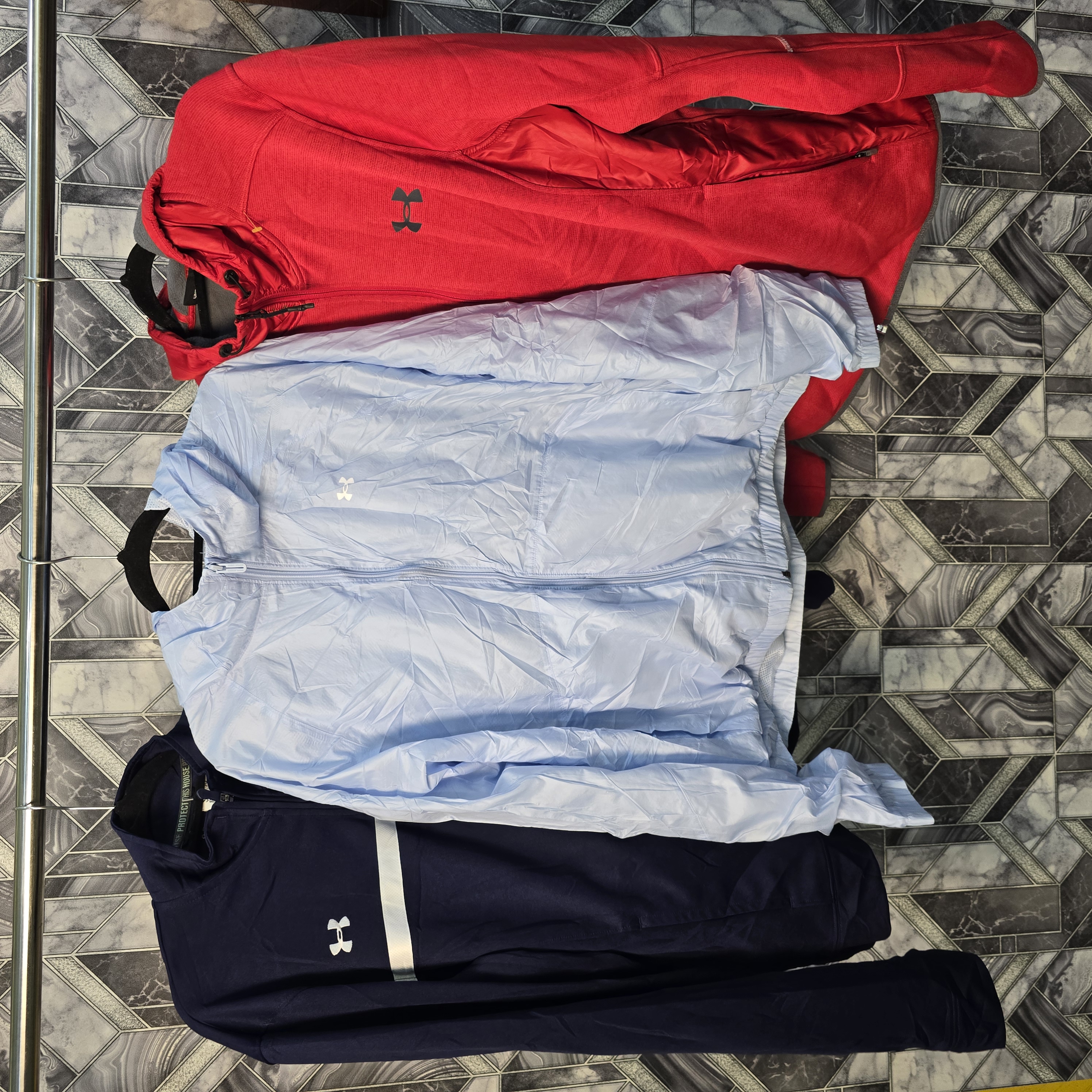 AV-0340 Under Armour Mix Jackets