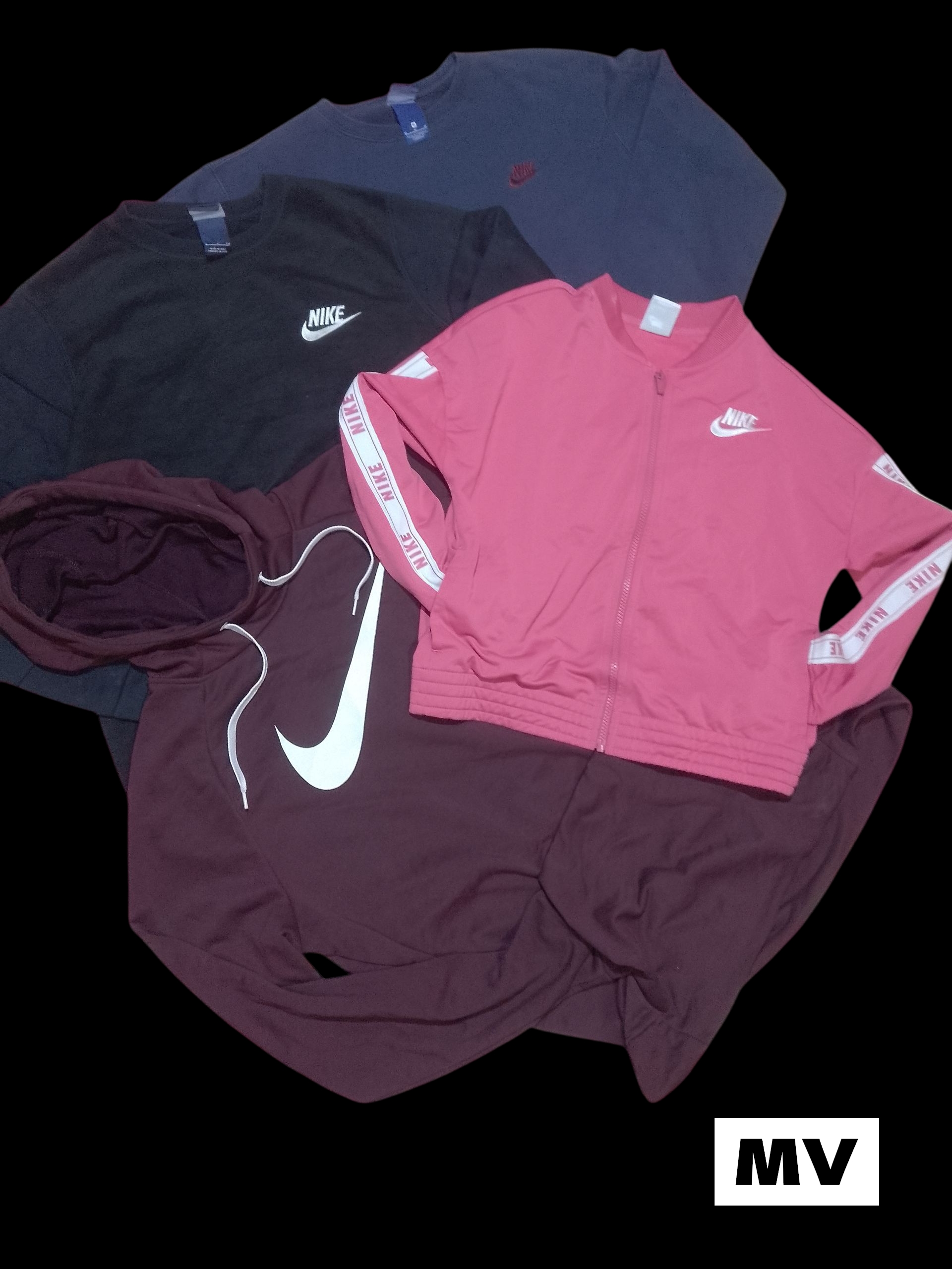 Nike Sweatshirts & Hoodies