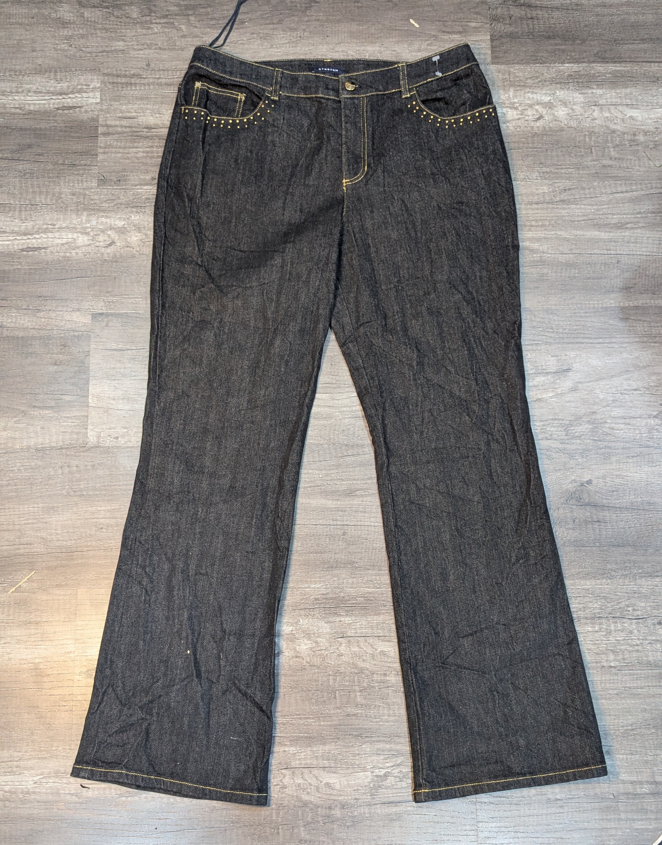 986 - Jeans a zampa d'elefante in stile ricamato