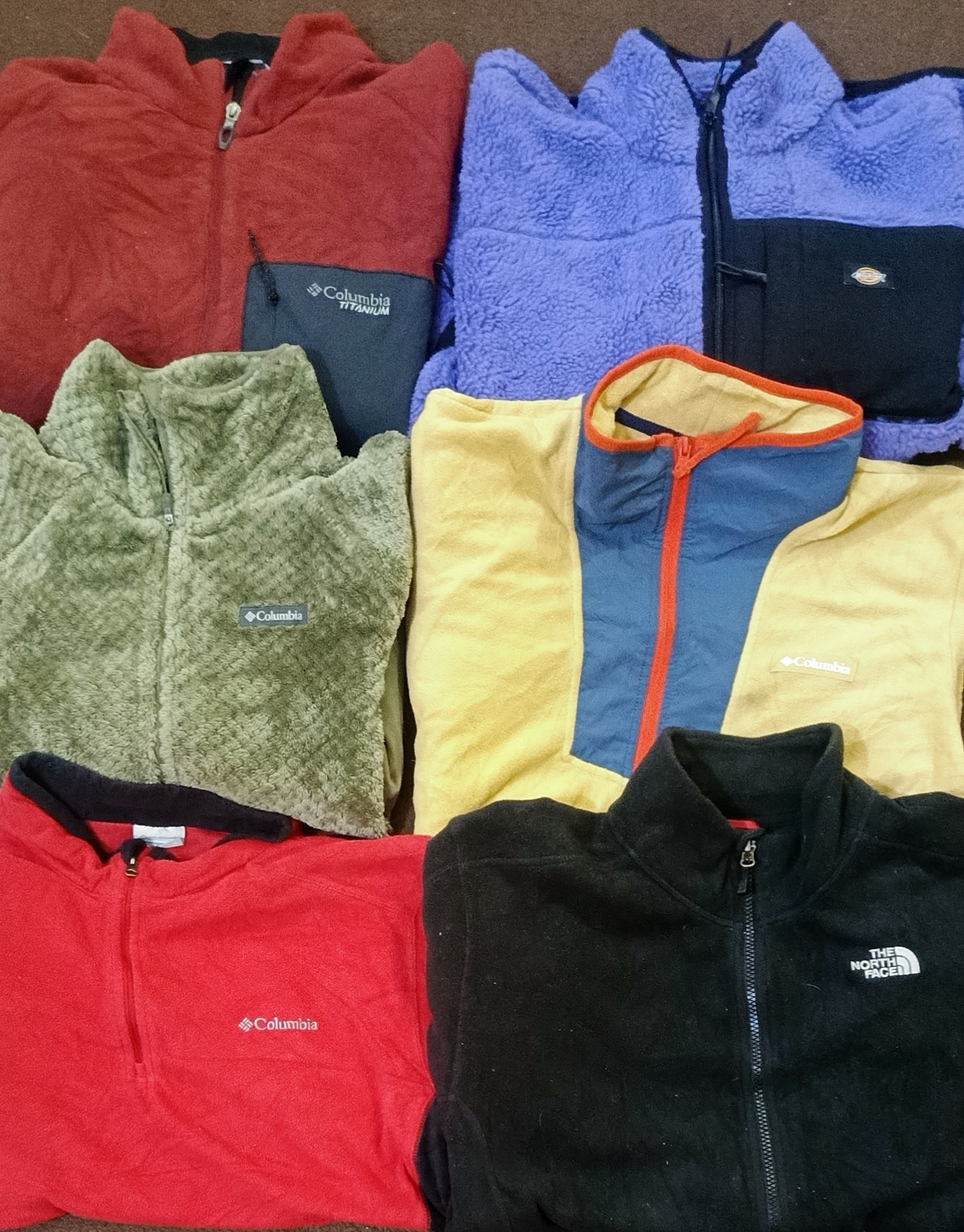 Carhartt. Dickies. Columbia. TNF Fleece jacket