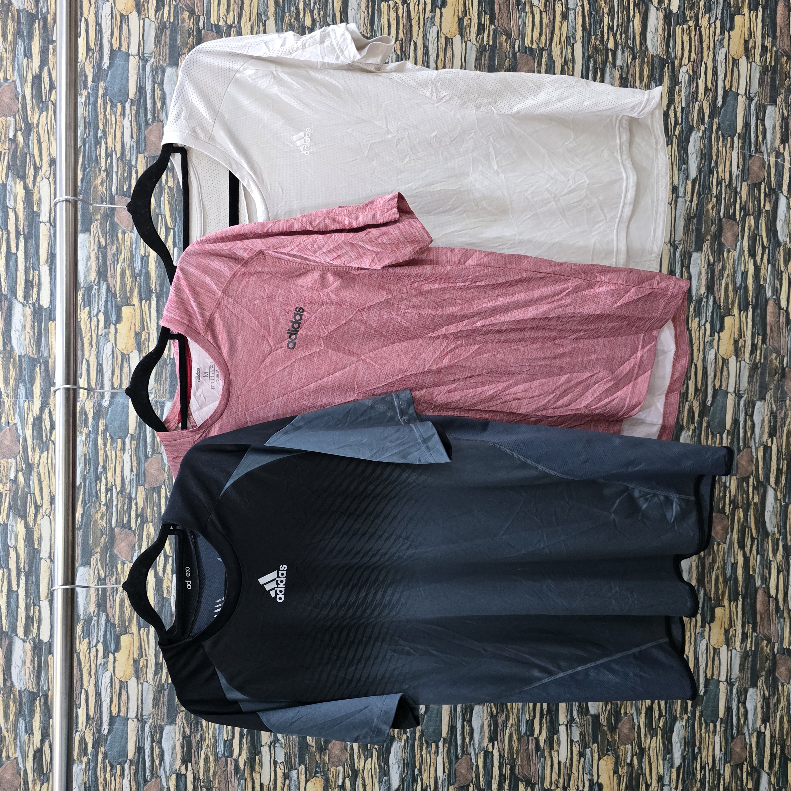 AV-0350 Adidas T-Shirts s/s