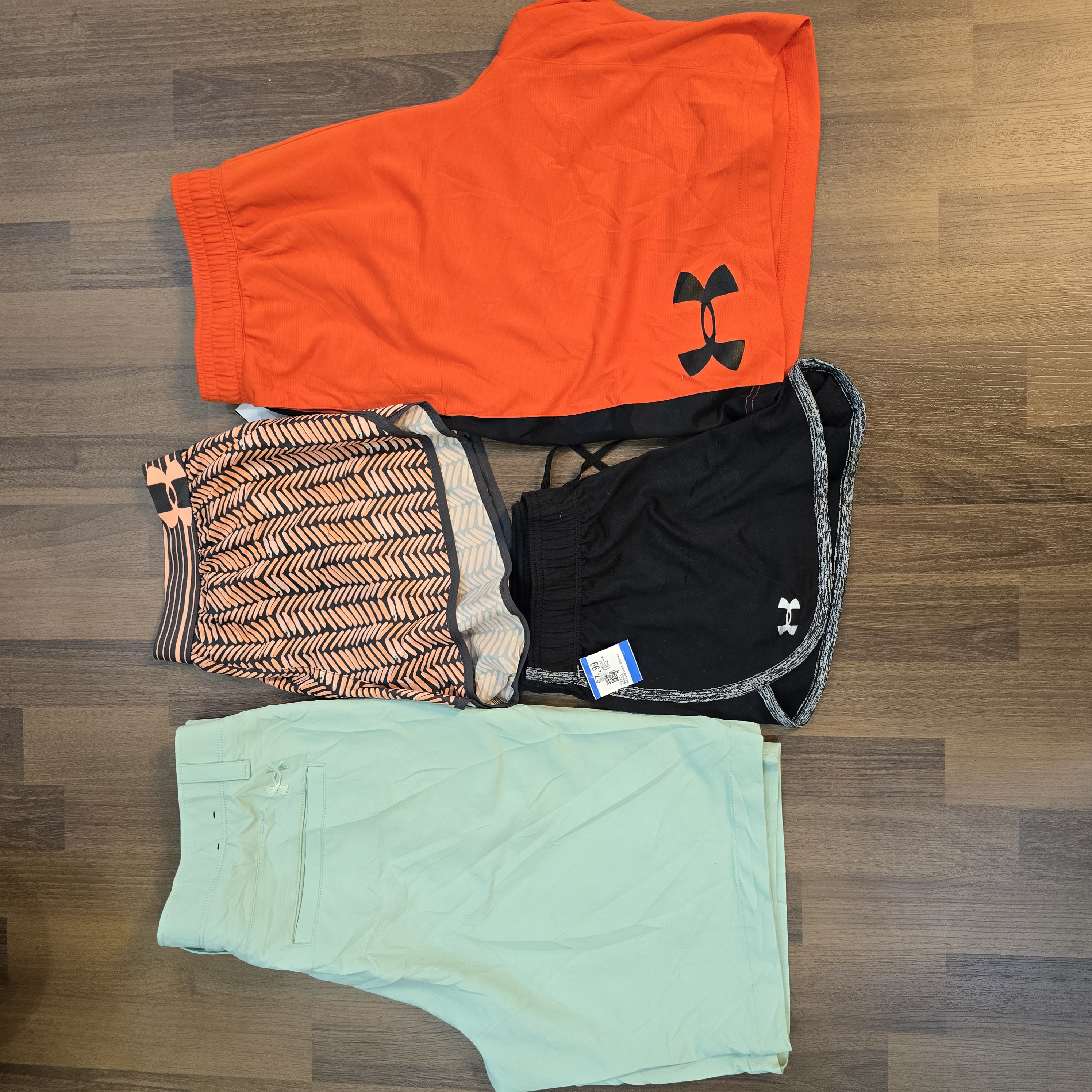 AV-0351 Under Armour Shorts