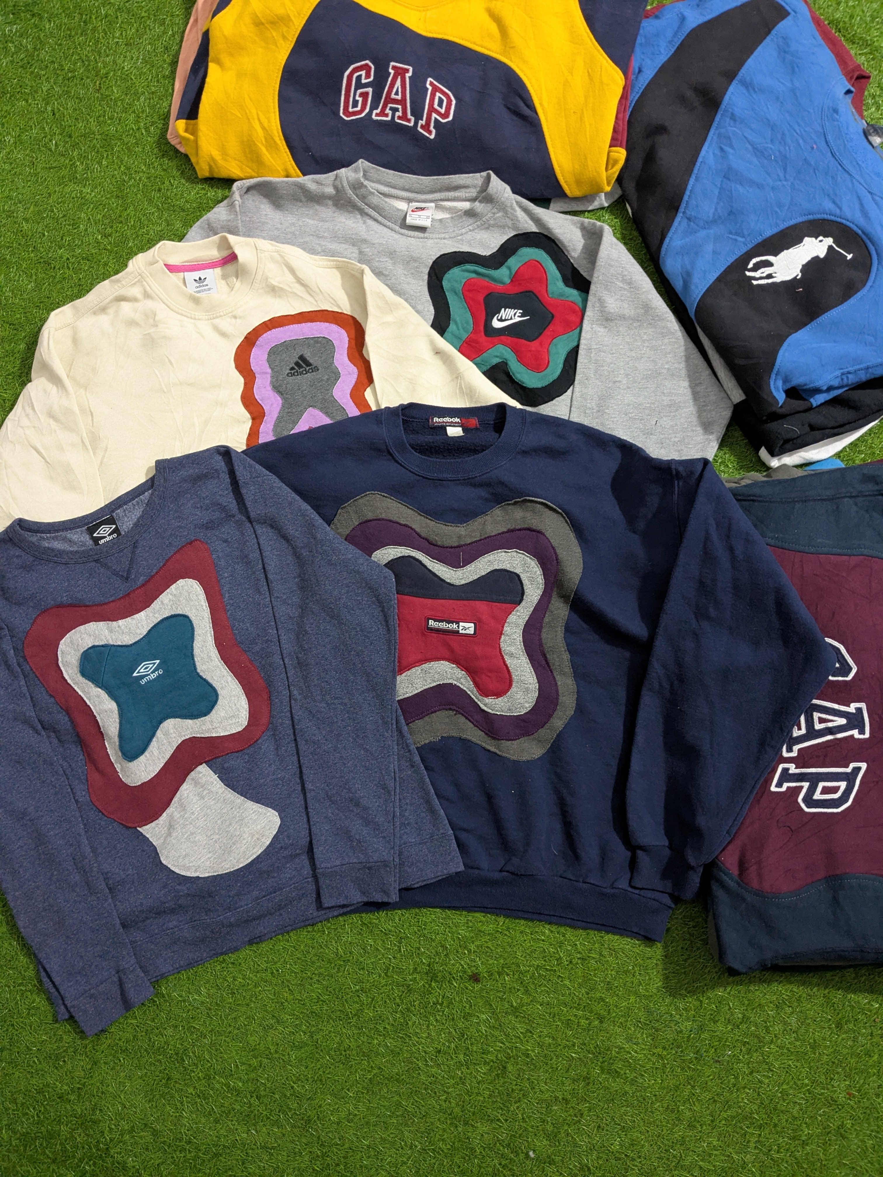 アップサイクルミックスブランドパッチワークスウェットシャツ