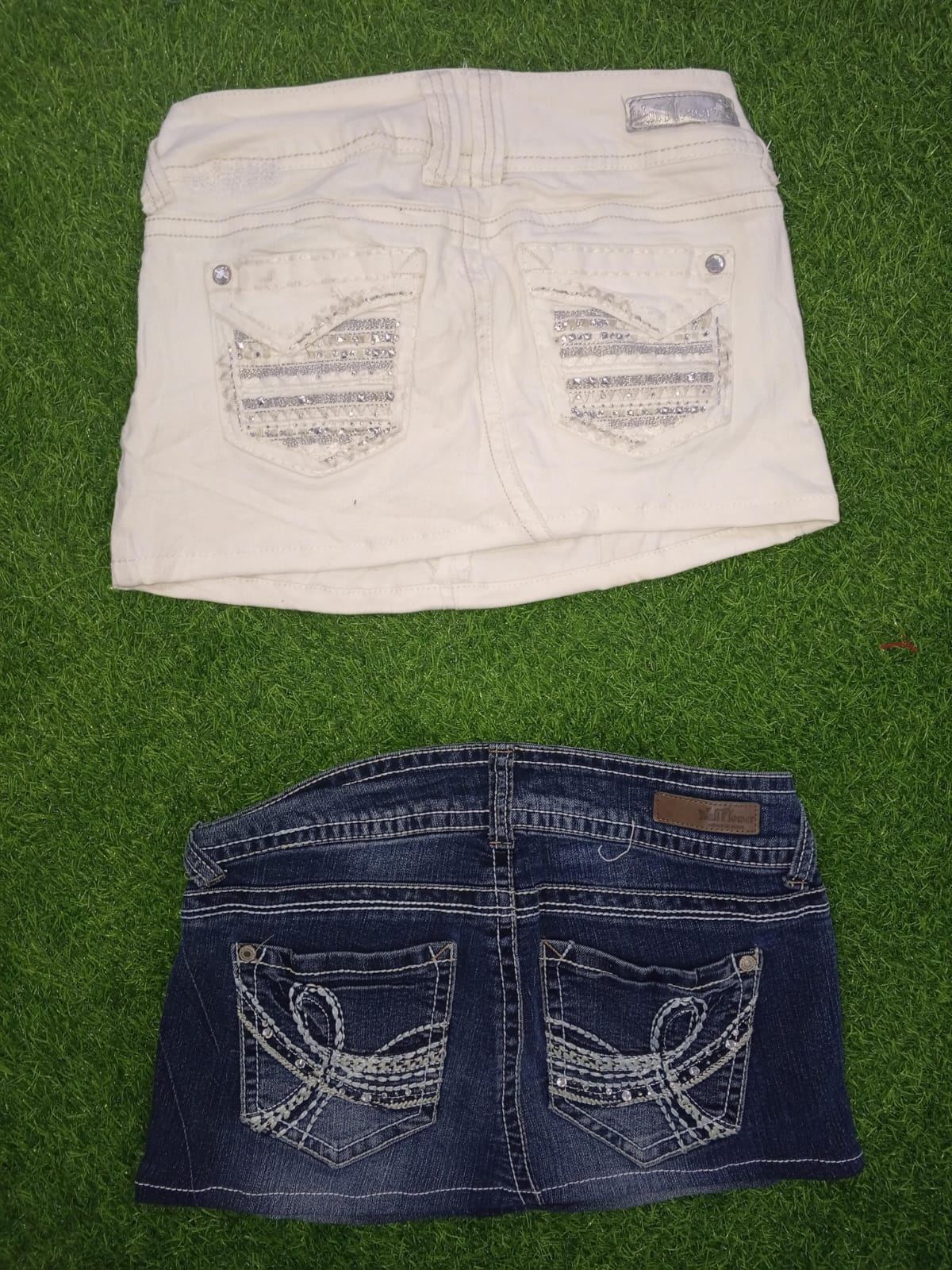 WALLFLOWER AND OTHER BRAND MINI SKIRTS (MR906)