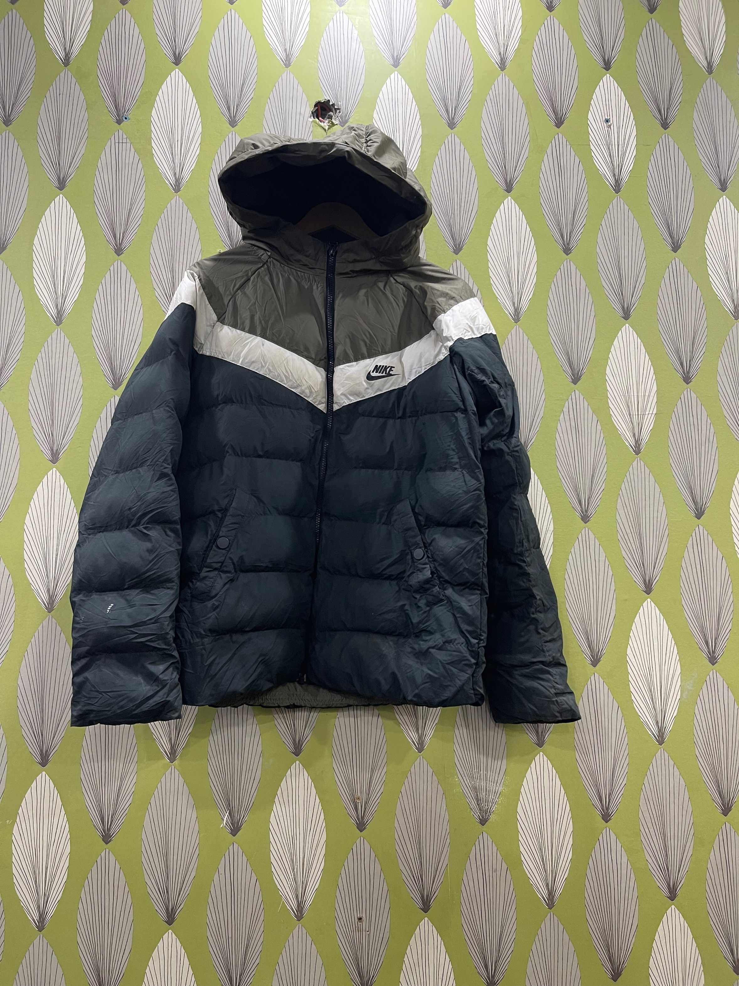 Nike puffers jackets