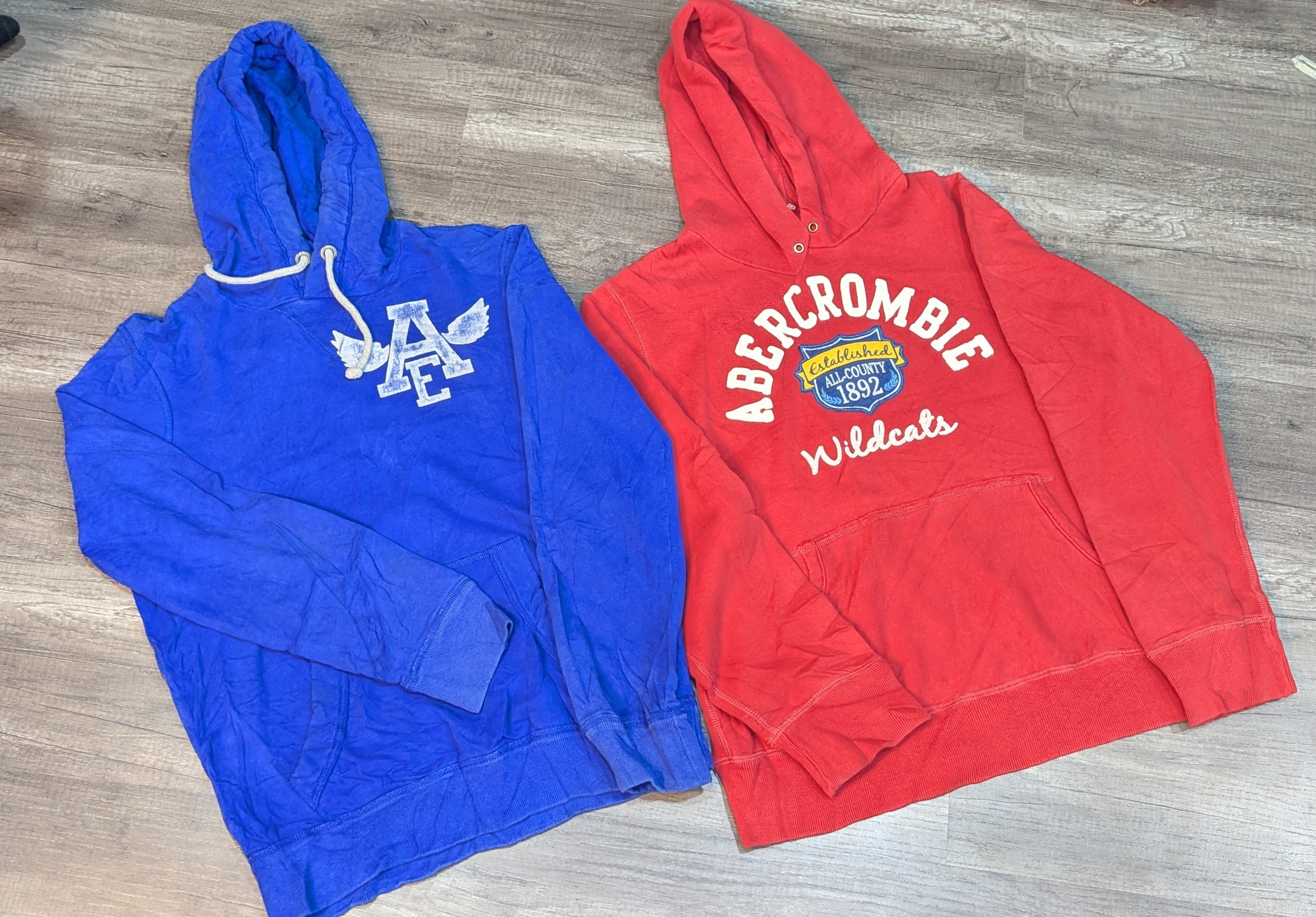 1071 - American Eagle, Hollister, Aeropostale & Abercrombie カジュアル & ジッパーフーディ