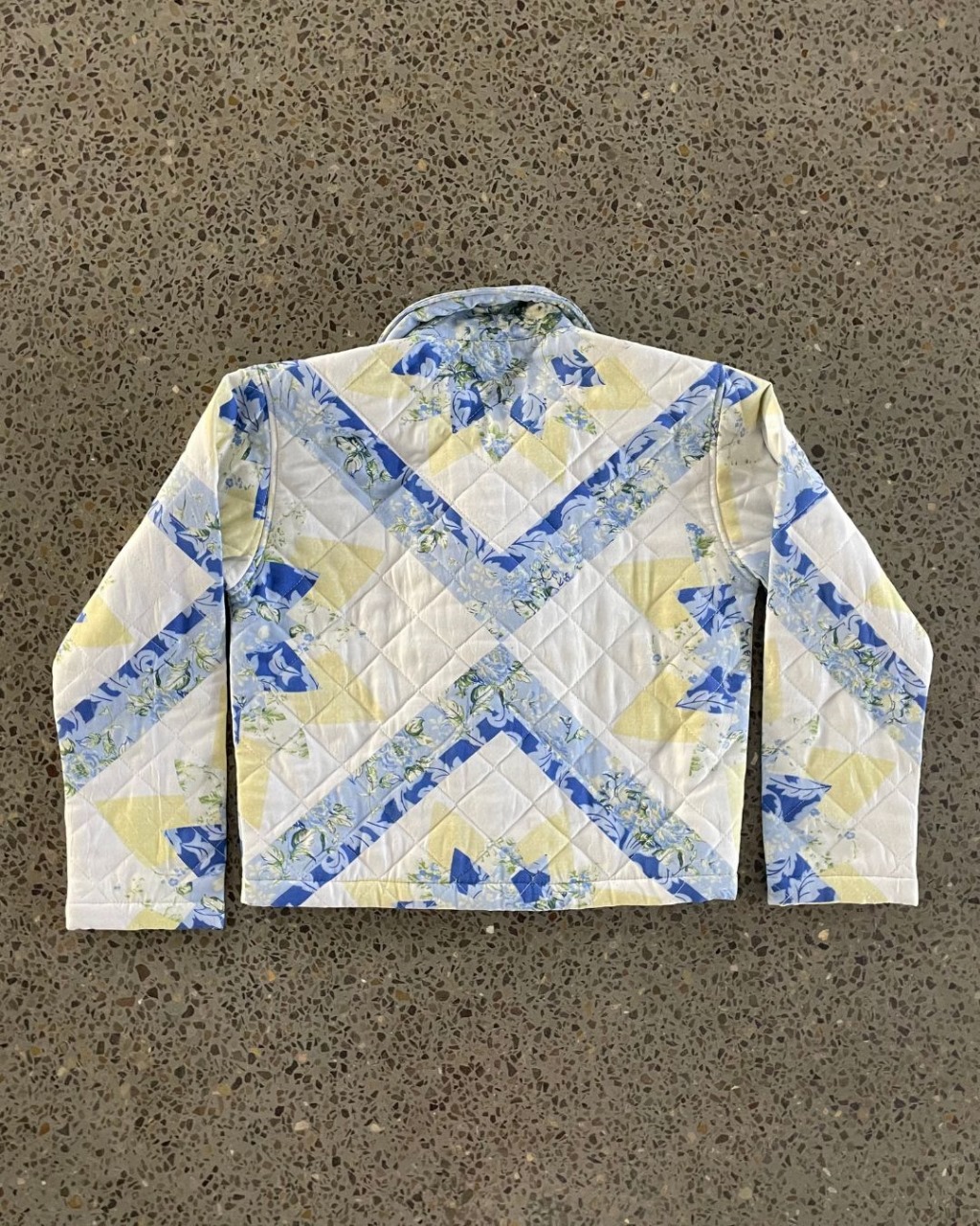 Veste matelassée à large col revalorisé