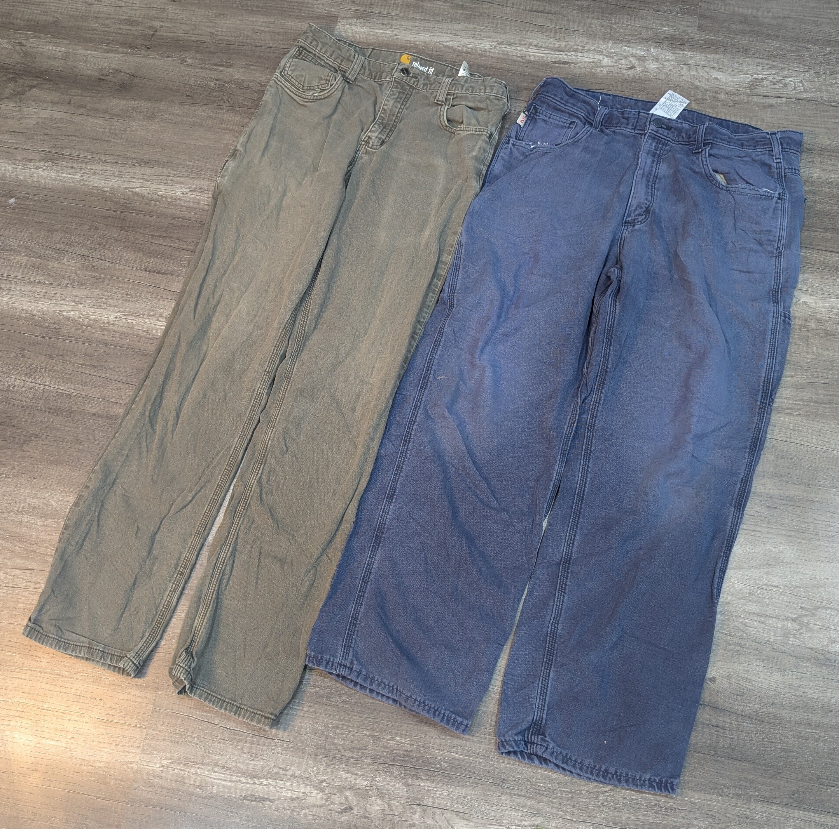 1098 - Carhartt Pants