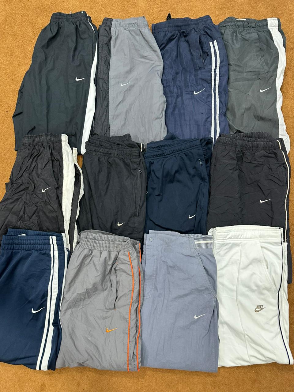 ヴィンテージナイキトラックパンツ #01