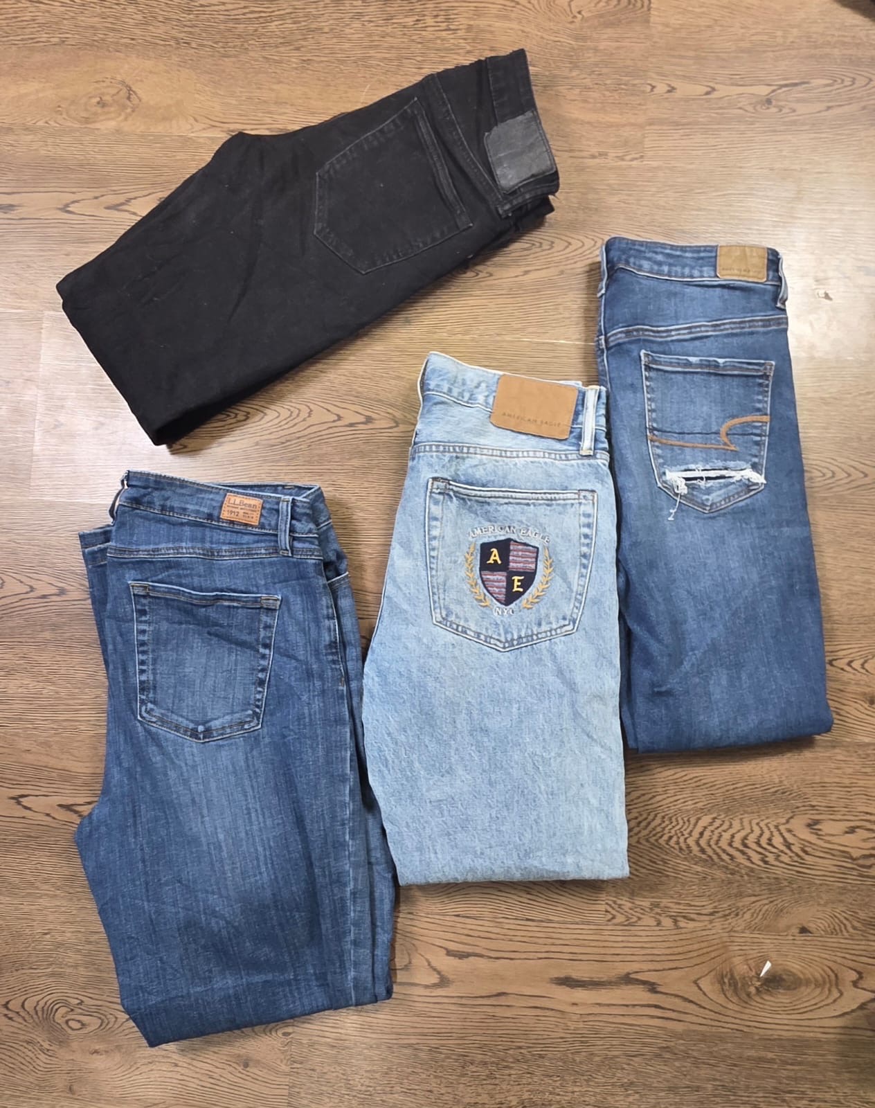 Mix branded jeans