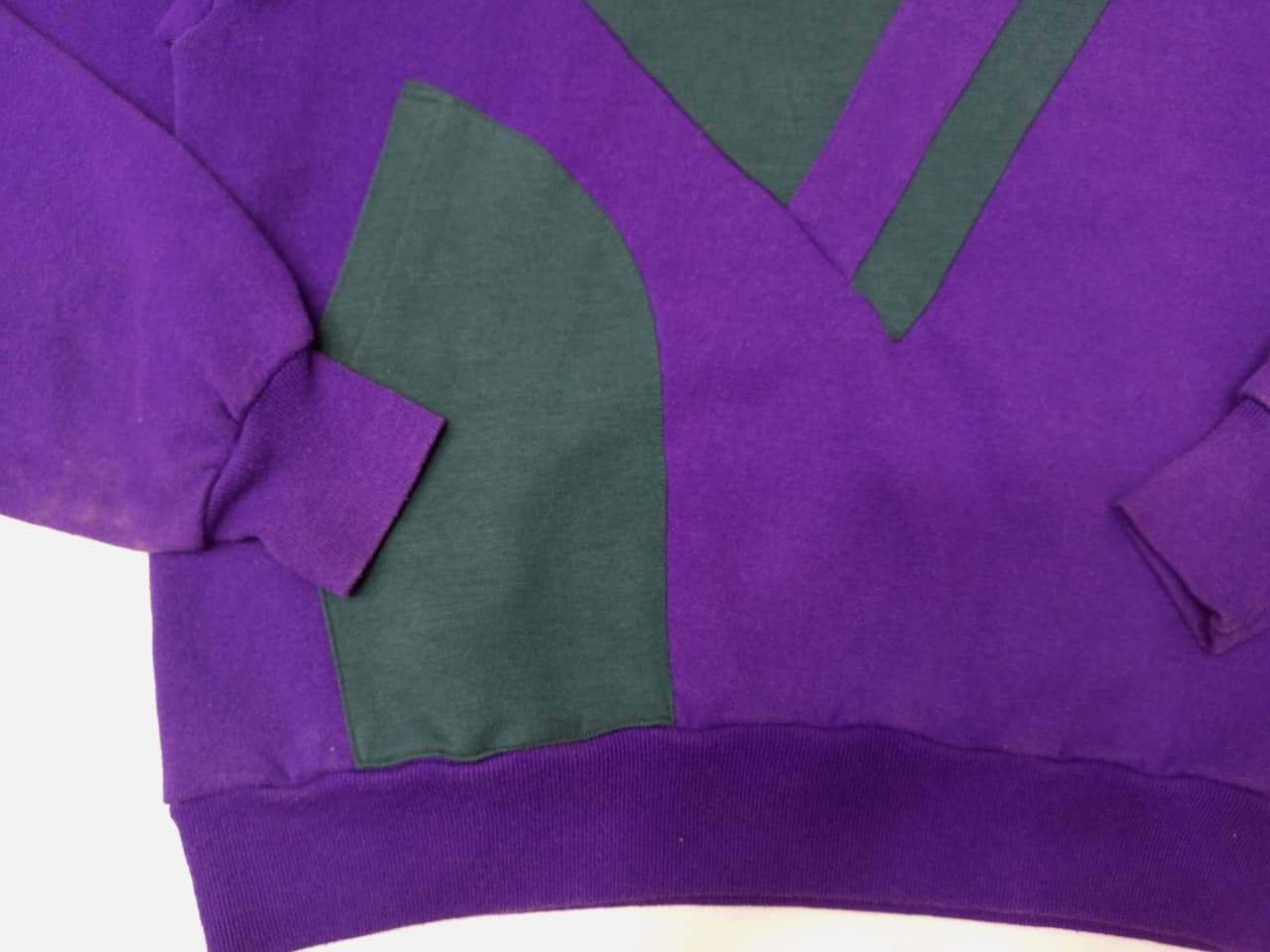 CR956 UPCYCLED Mixed Branded Patchwork Sweatshirt