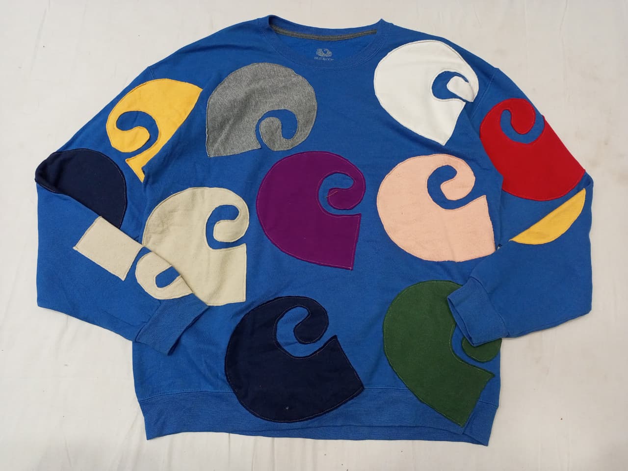 CR961 UPCYCLED PATCHWORK SWEATSHIRT