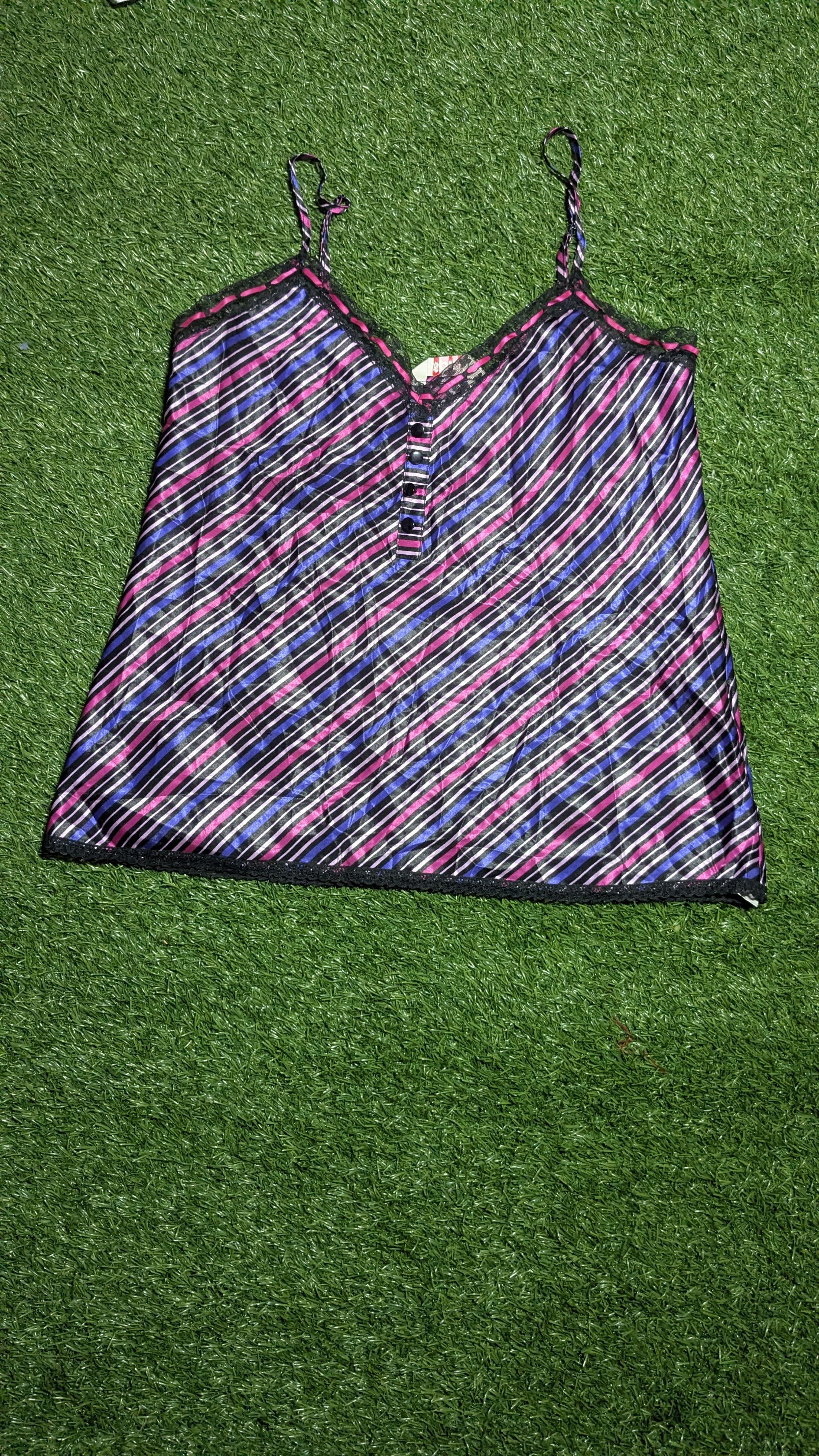 Camisas sem mangas femininas em excelente estado