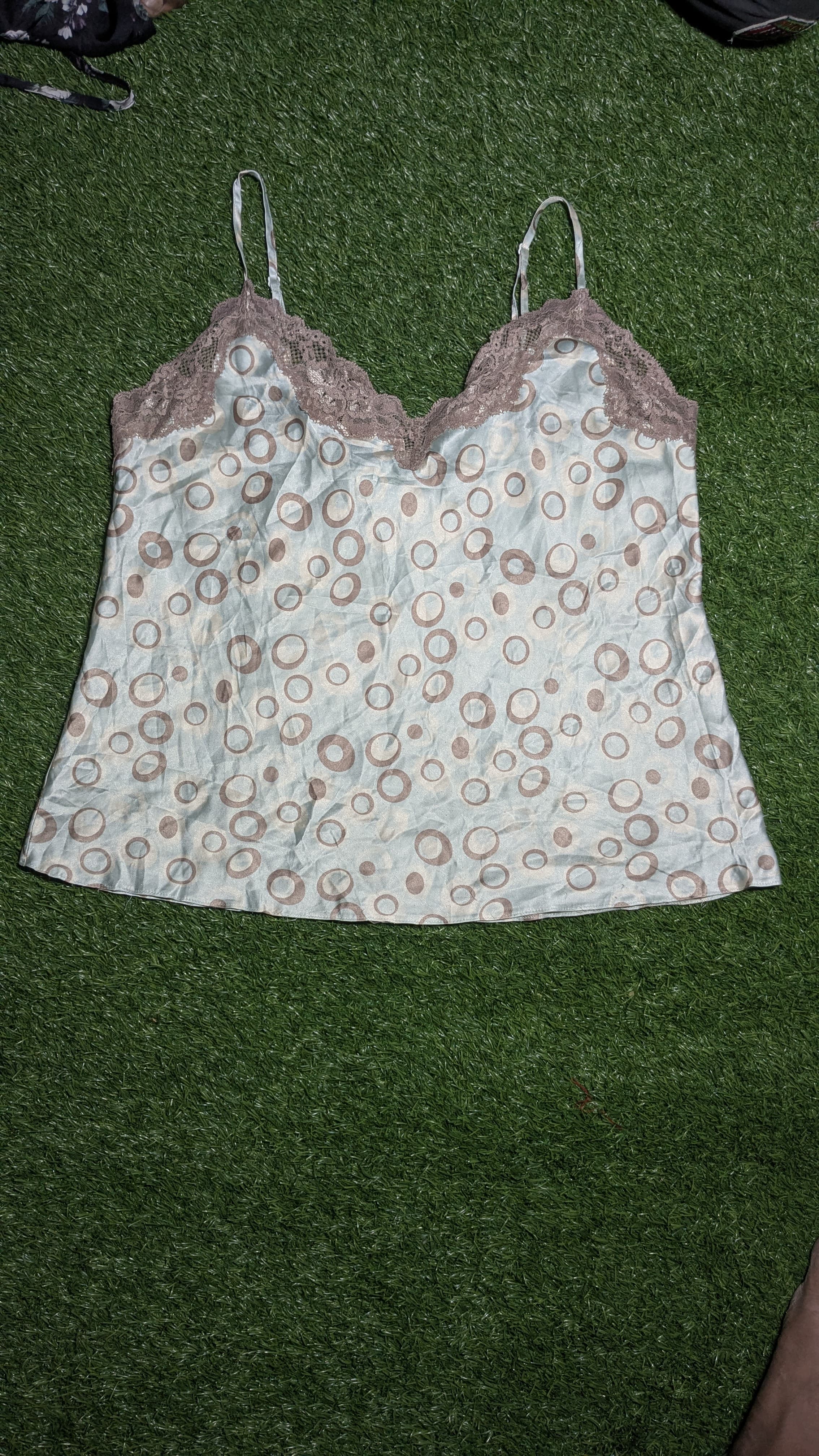 Camisetas de alça feminina em excelente estado e prontas para usar