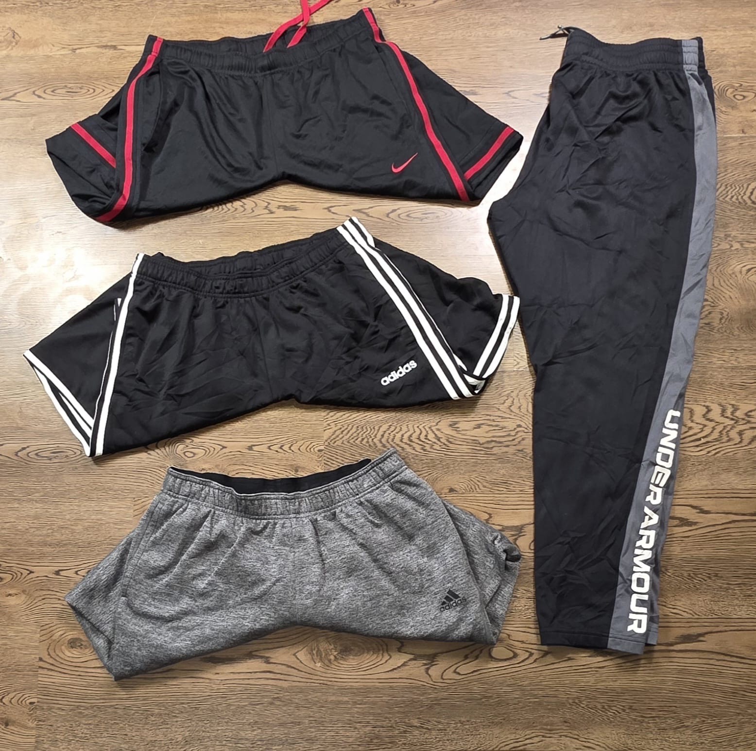 Mix branded nylon pant