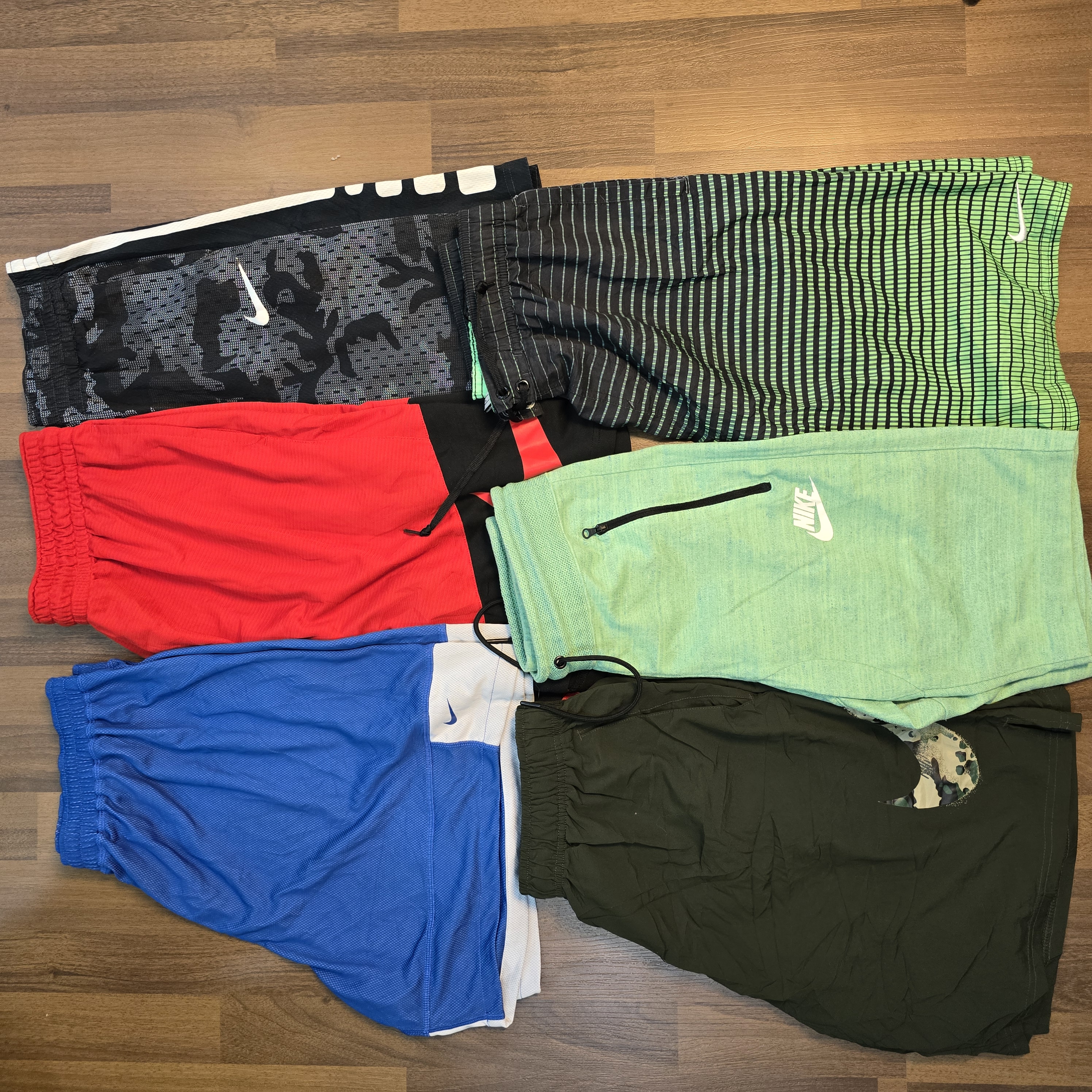AV-0418 Nike Men Shorts