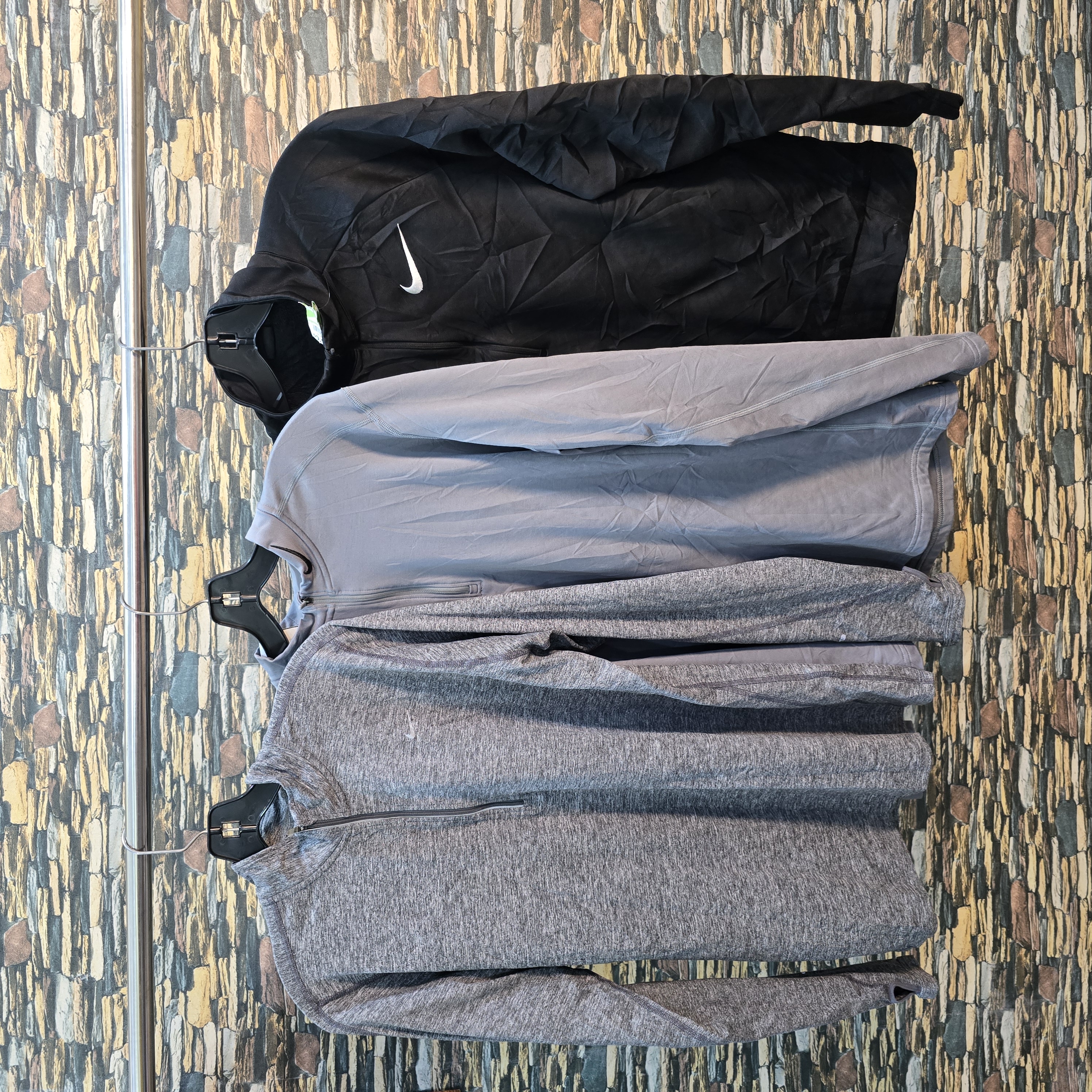 AV-0423 Nike Track Tops