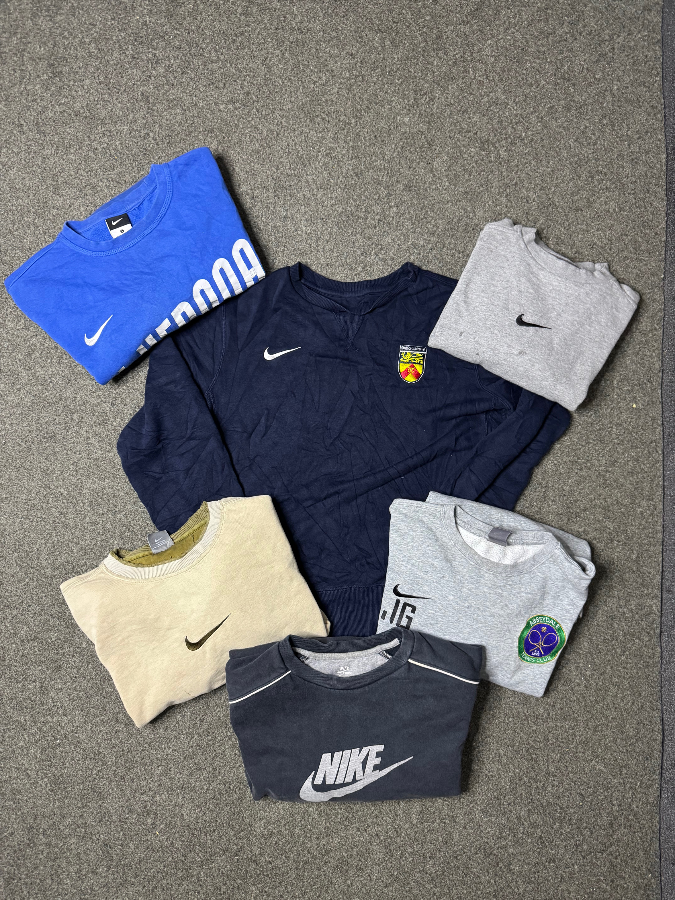 Nike Vintage Crewnecks Sweatshirts
