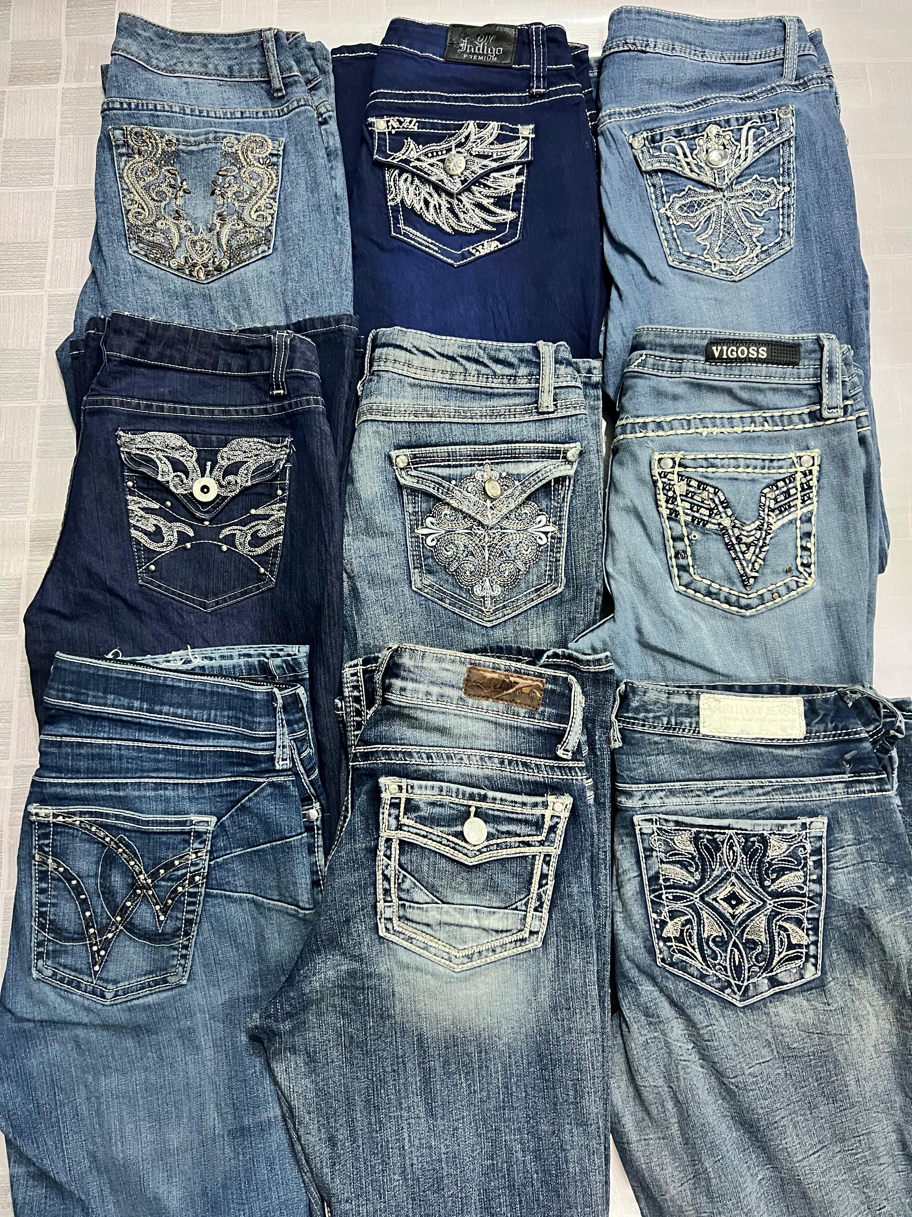 R196 Women's Embellished Y2k Flared Jeans