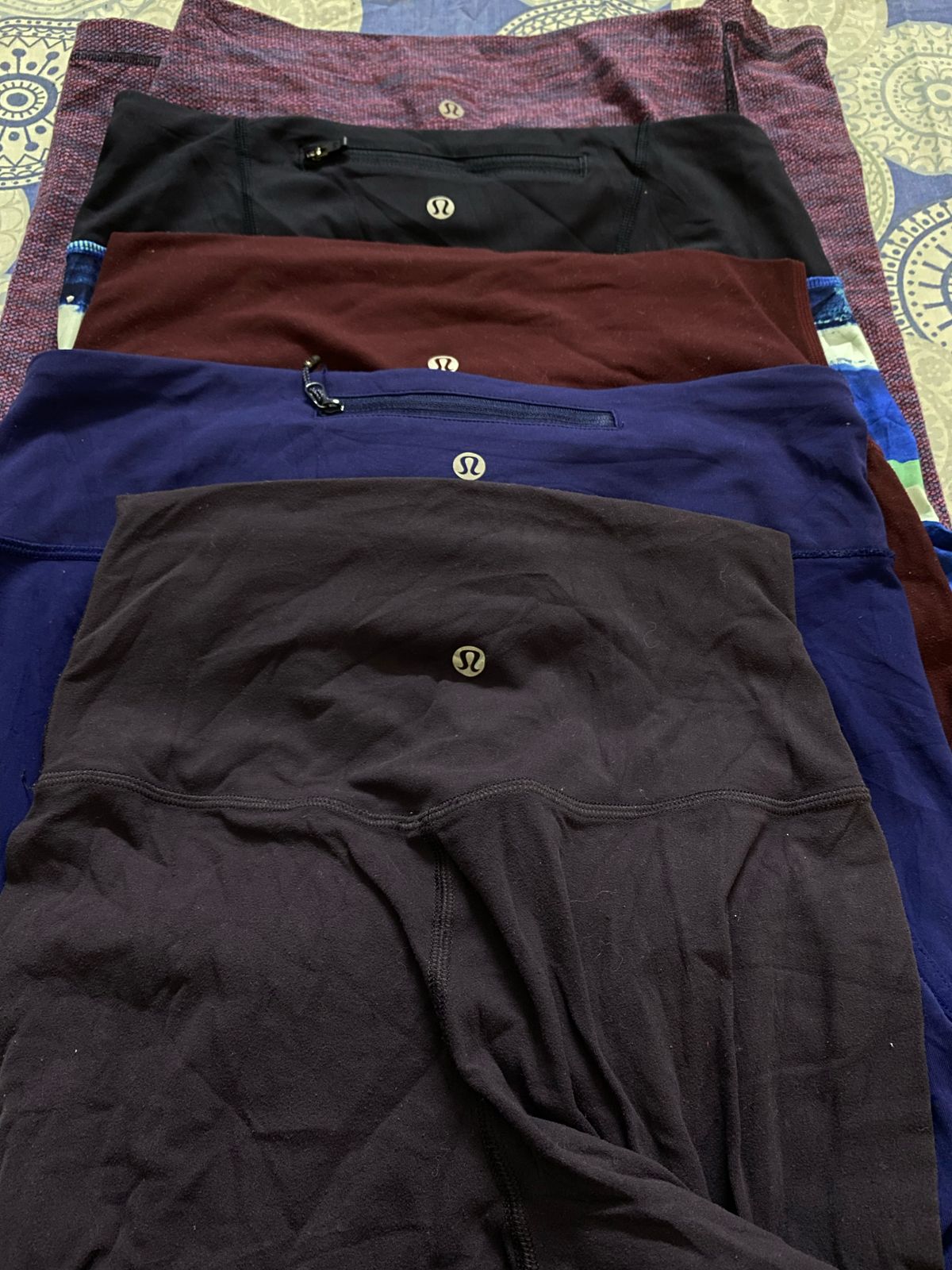 Lululemon mix leggings