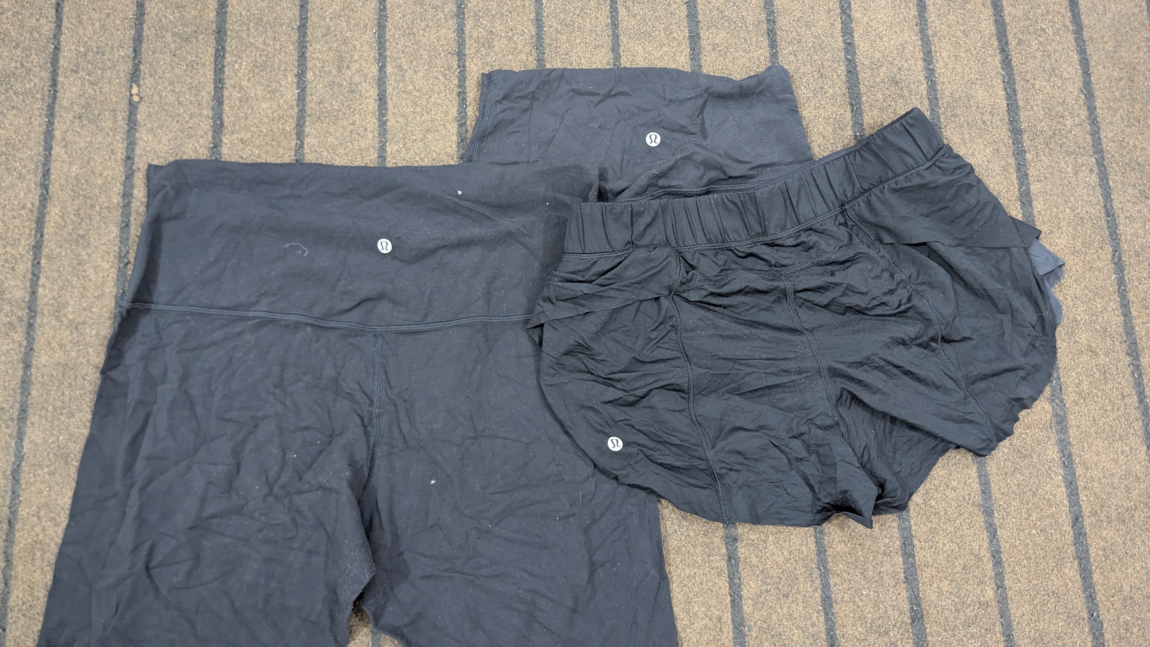 SD 189 - Lululemon Mix lot