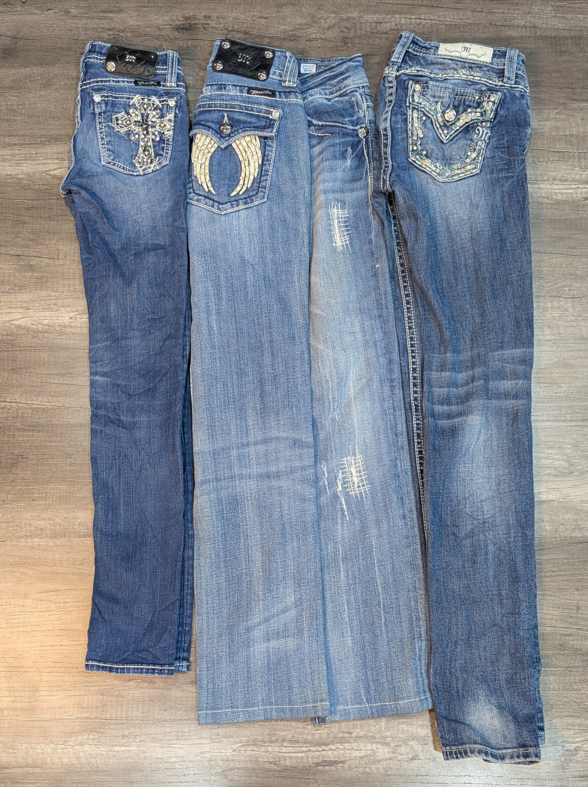 1185 - Miss Me & True Religion Skinny Pants