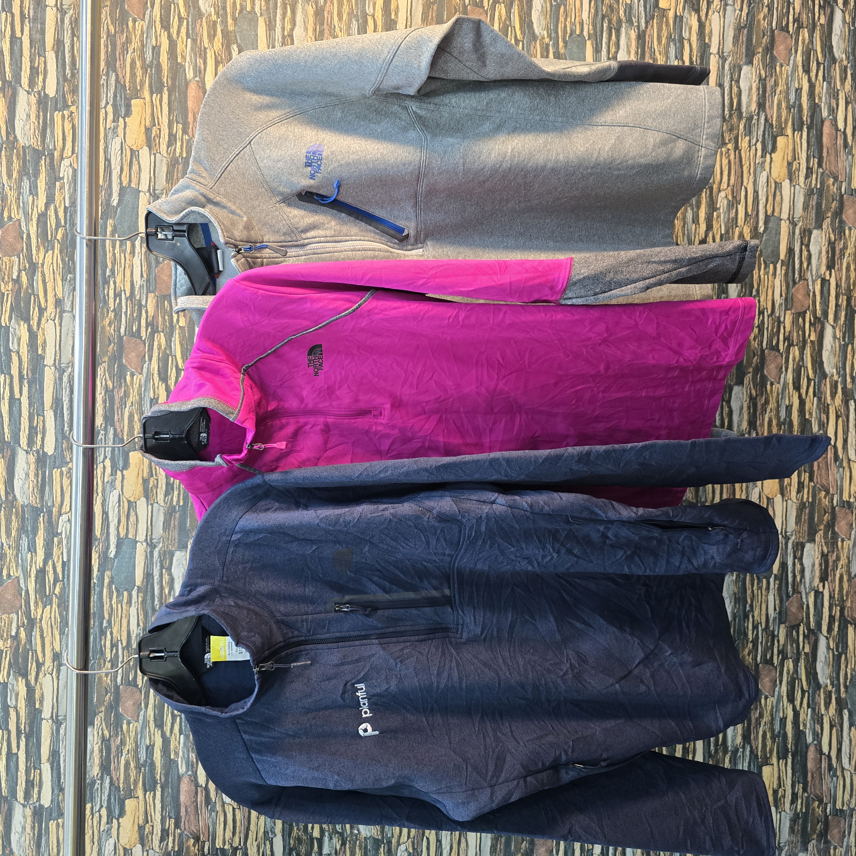 AV-0443 The North Face SweatShirts