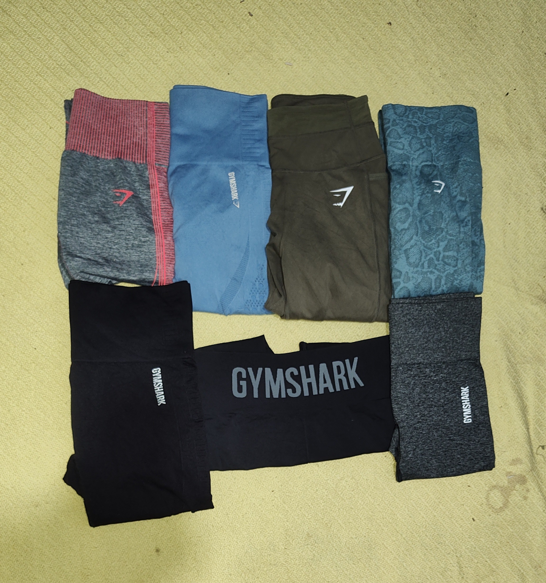 #03 Gymshark leggings