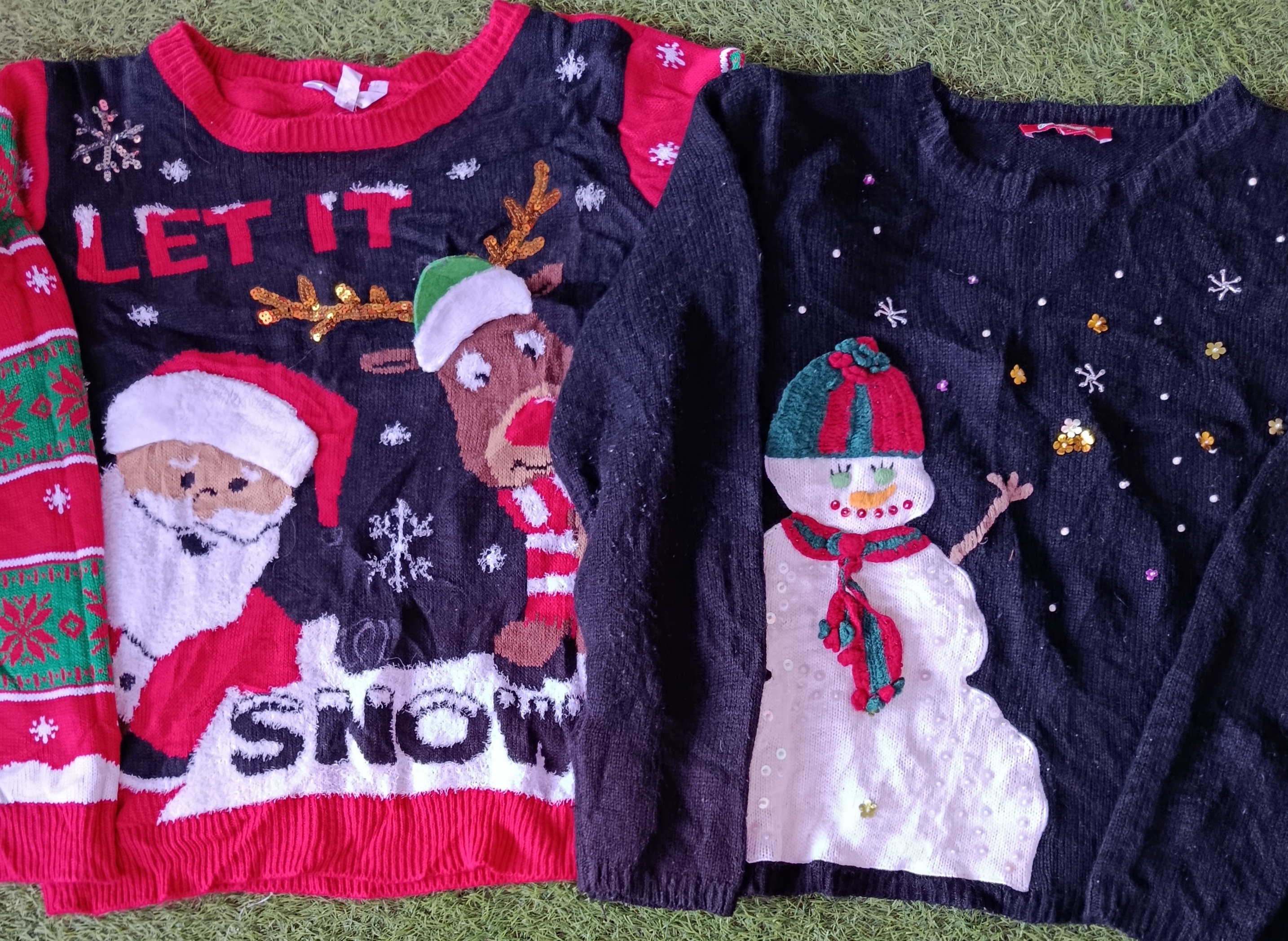 Christmas Sweaters (10) pcs 3365