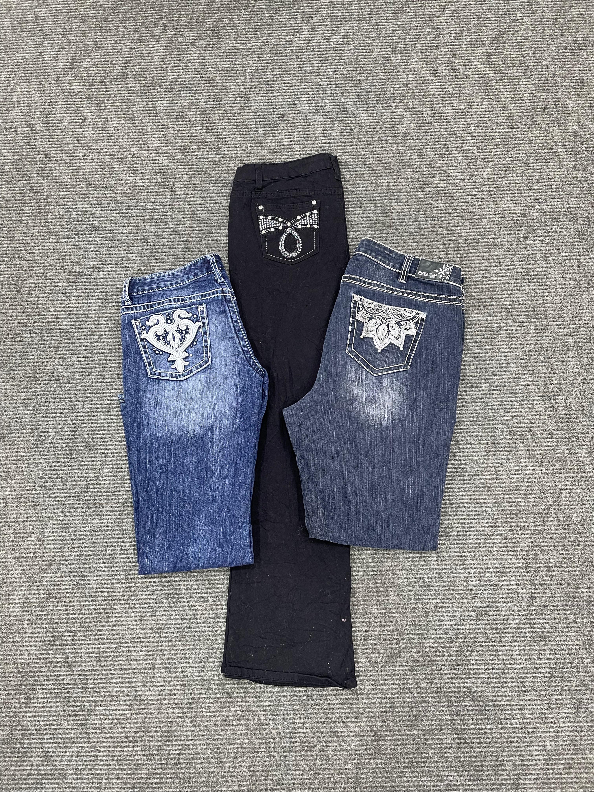 Y2K Bootcut & Flared Jeans - (03/12)