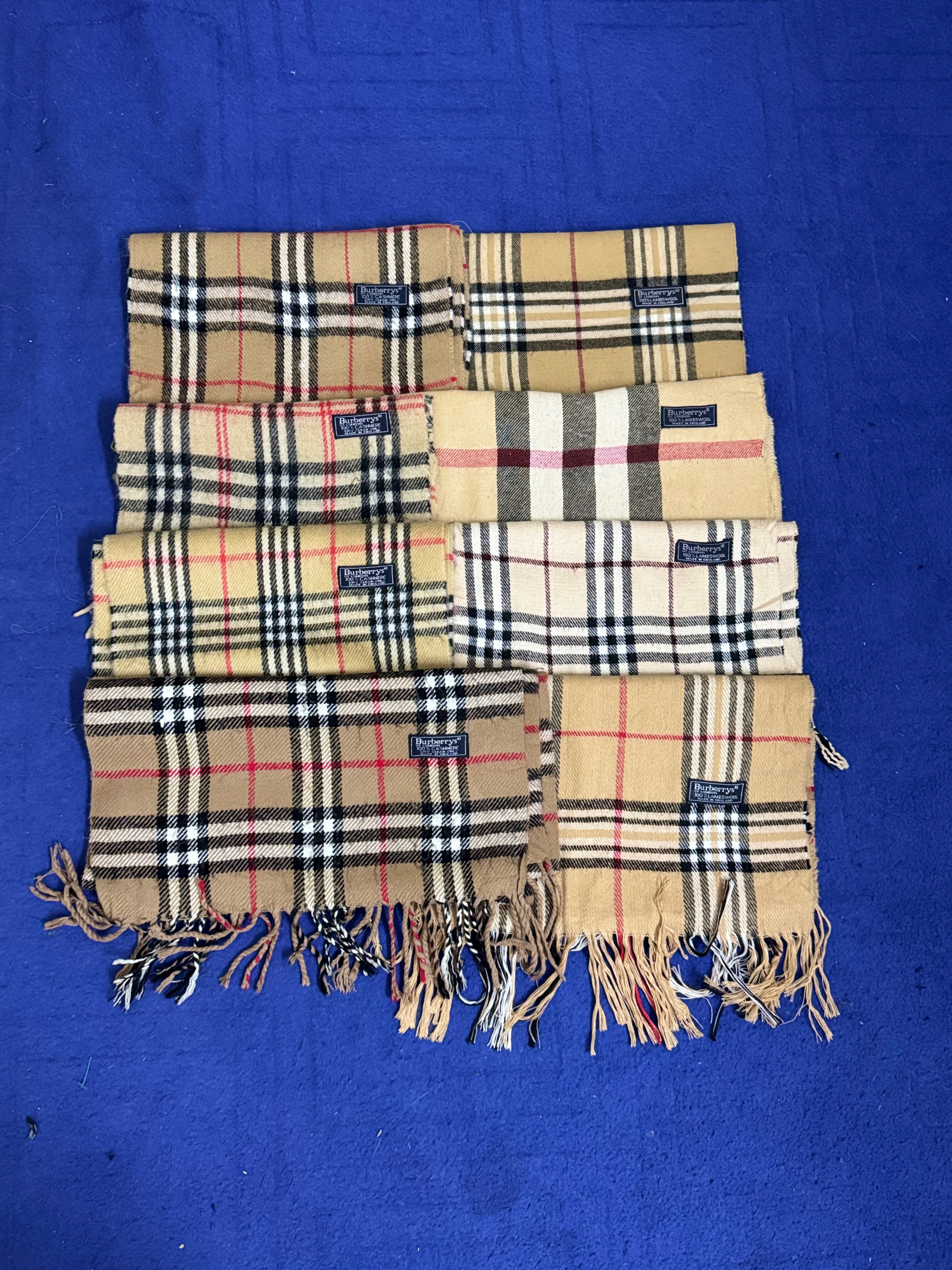 Étoffes Burberry premium couleur beige