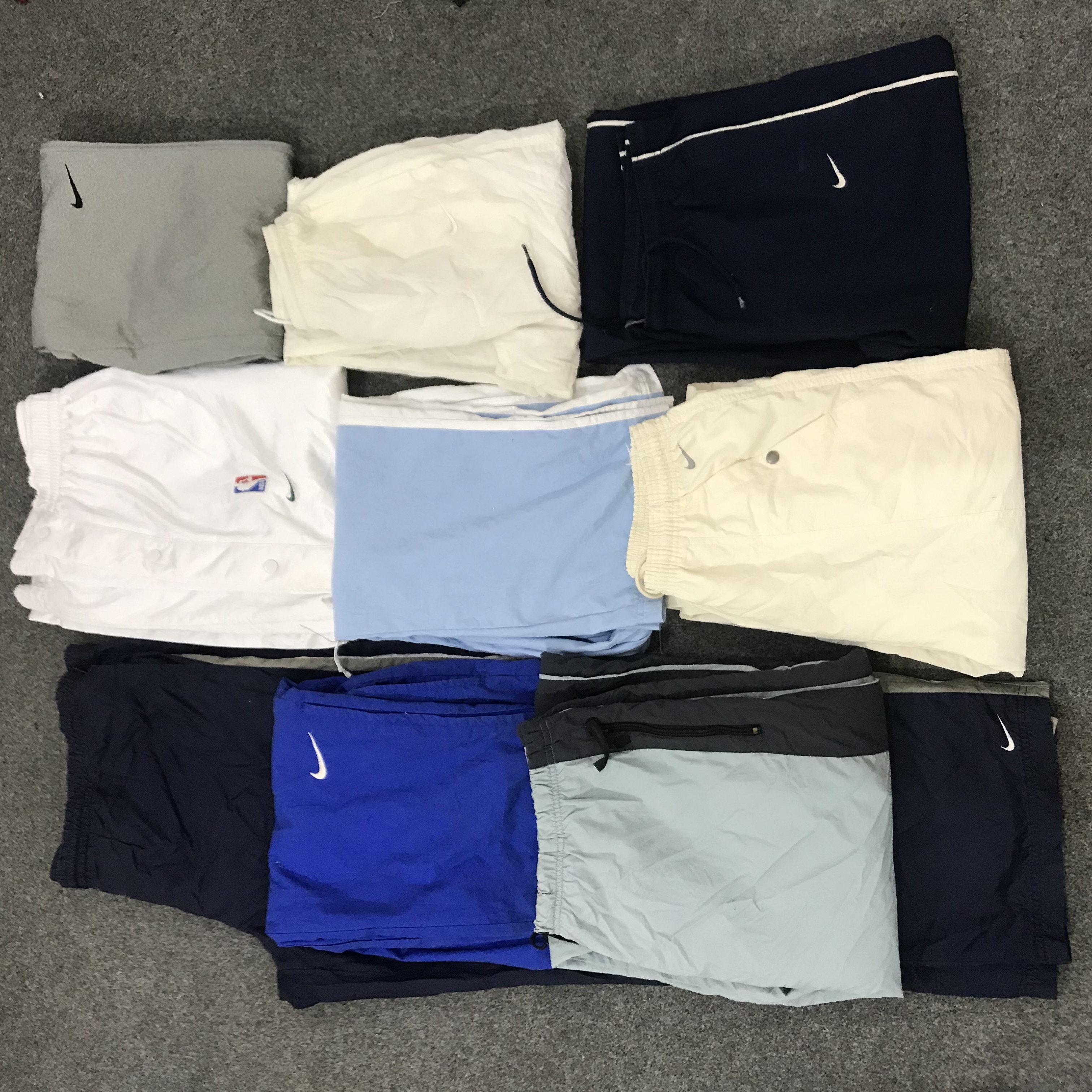 ヴィンテージ ナイキ トラックパンツ