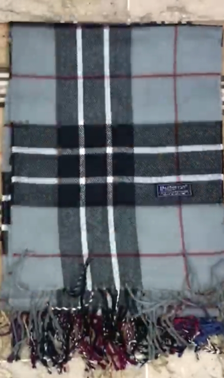 Premium Burberry scarves🔥