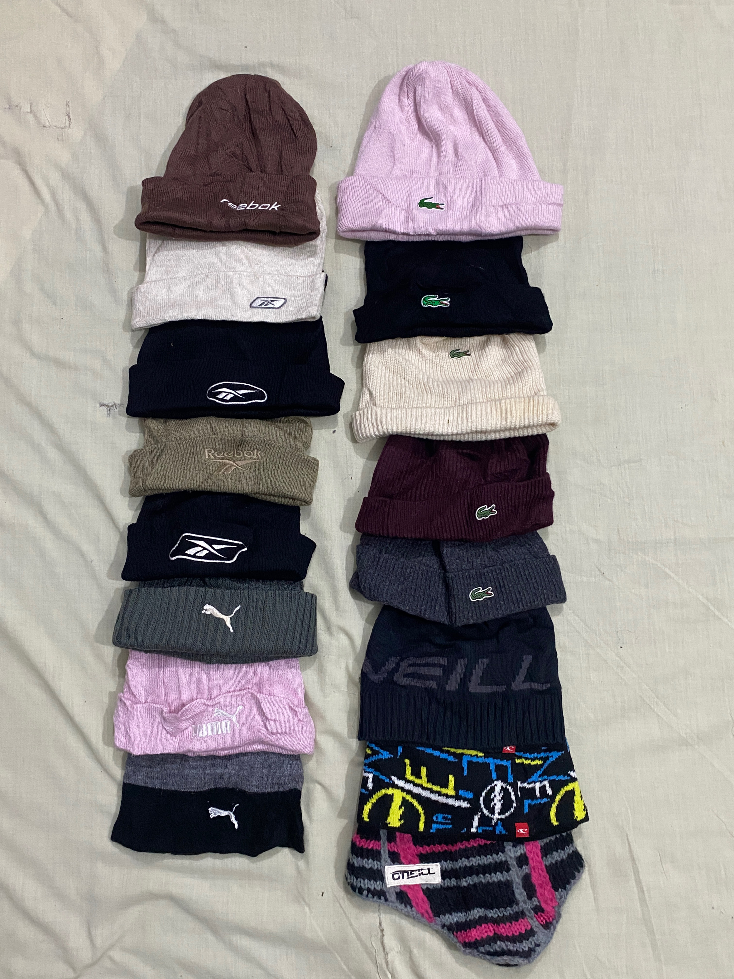 Reebok/Lacost/Puma/ONEILL Beanies 16Pcs