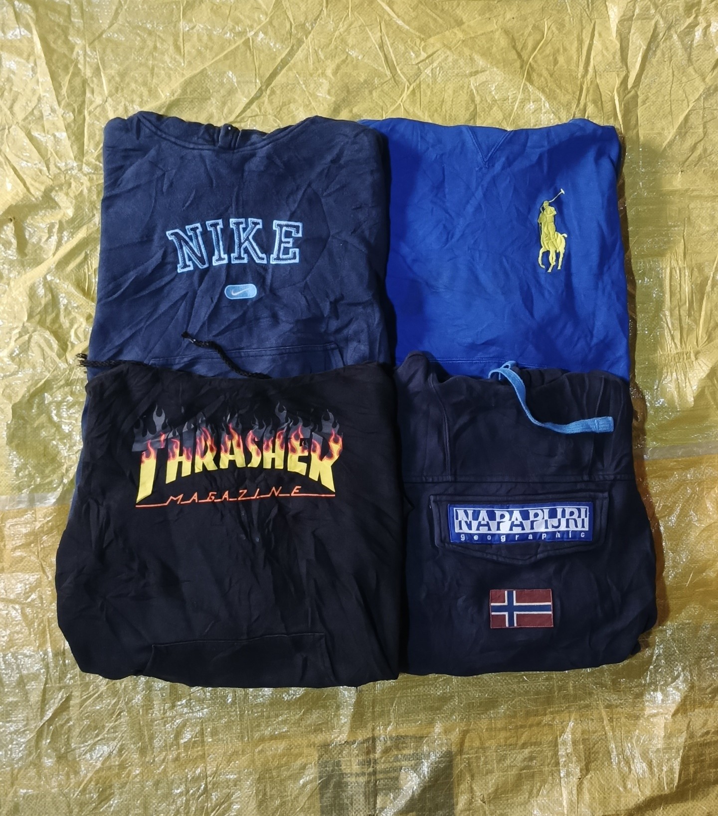 ヴィンテージナイキとスウェットシャツ