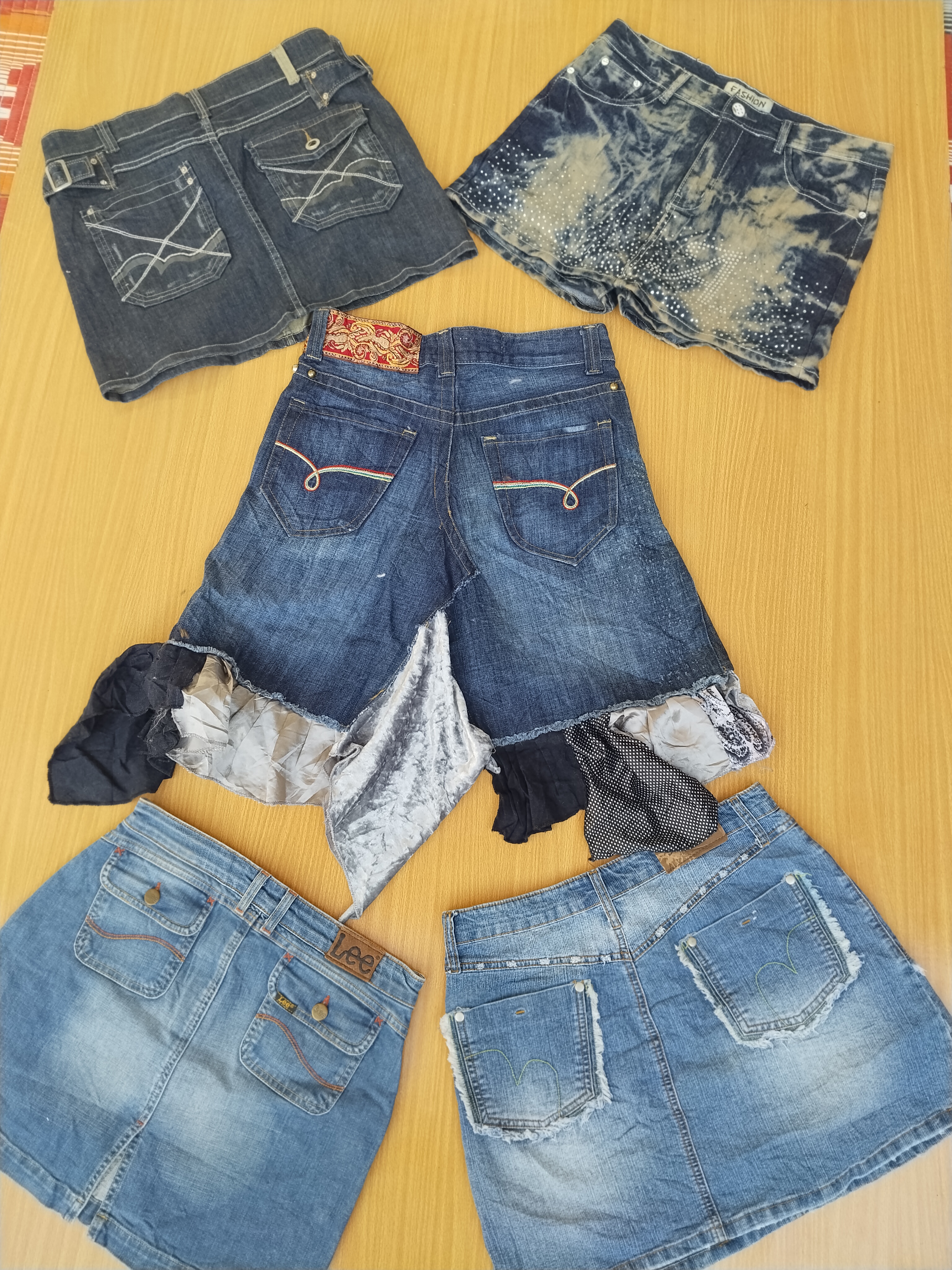 Stradivarius und andere Röcke (MSK-129)