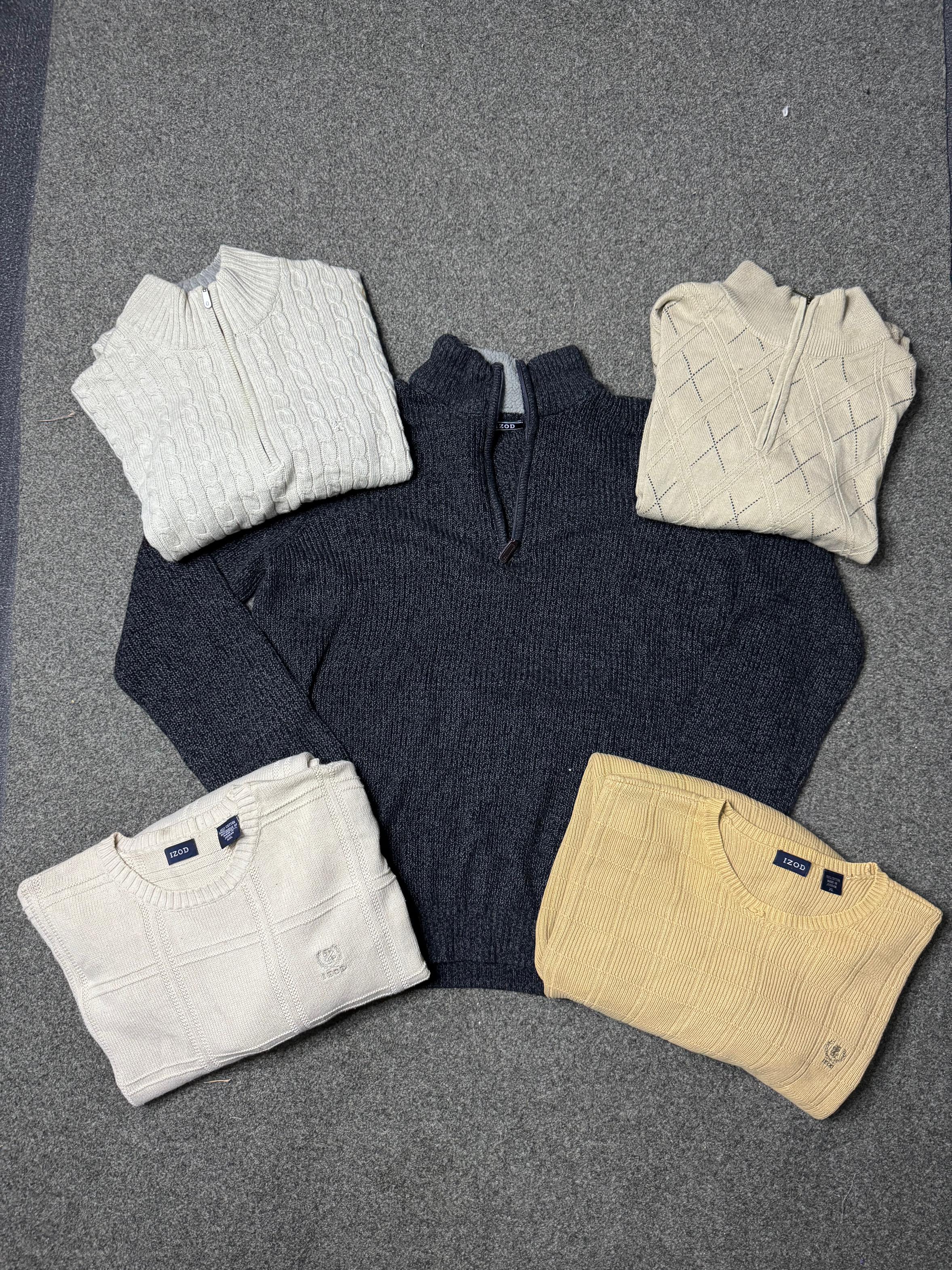 IZOD 1/4 zip & Sweaters
