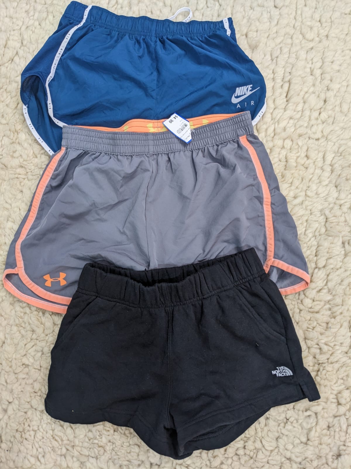 Nike, North Face, Under Armour Mistura de Shorts