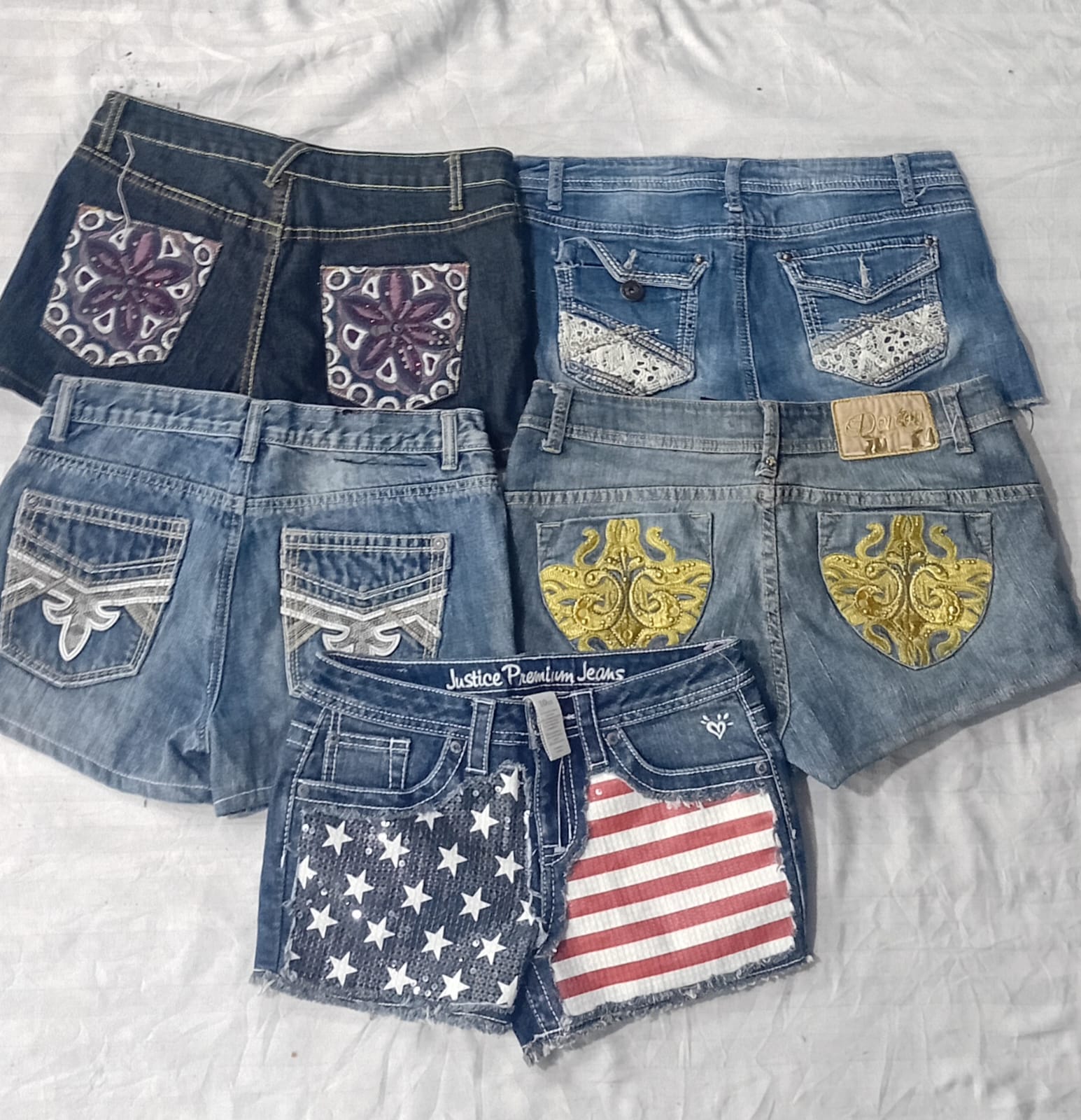 CR5616 Y2K Embellished Shorts