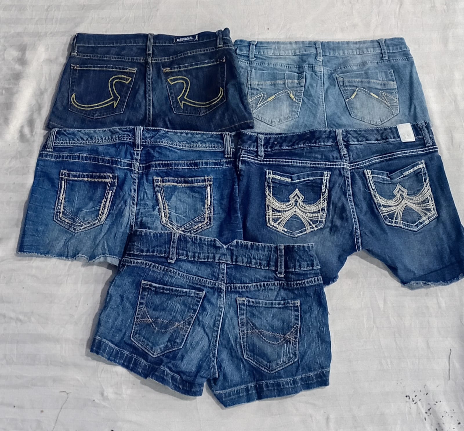 CR5618 Y2K Embellished Shorts
