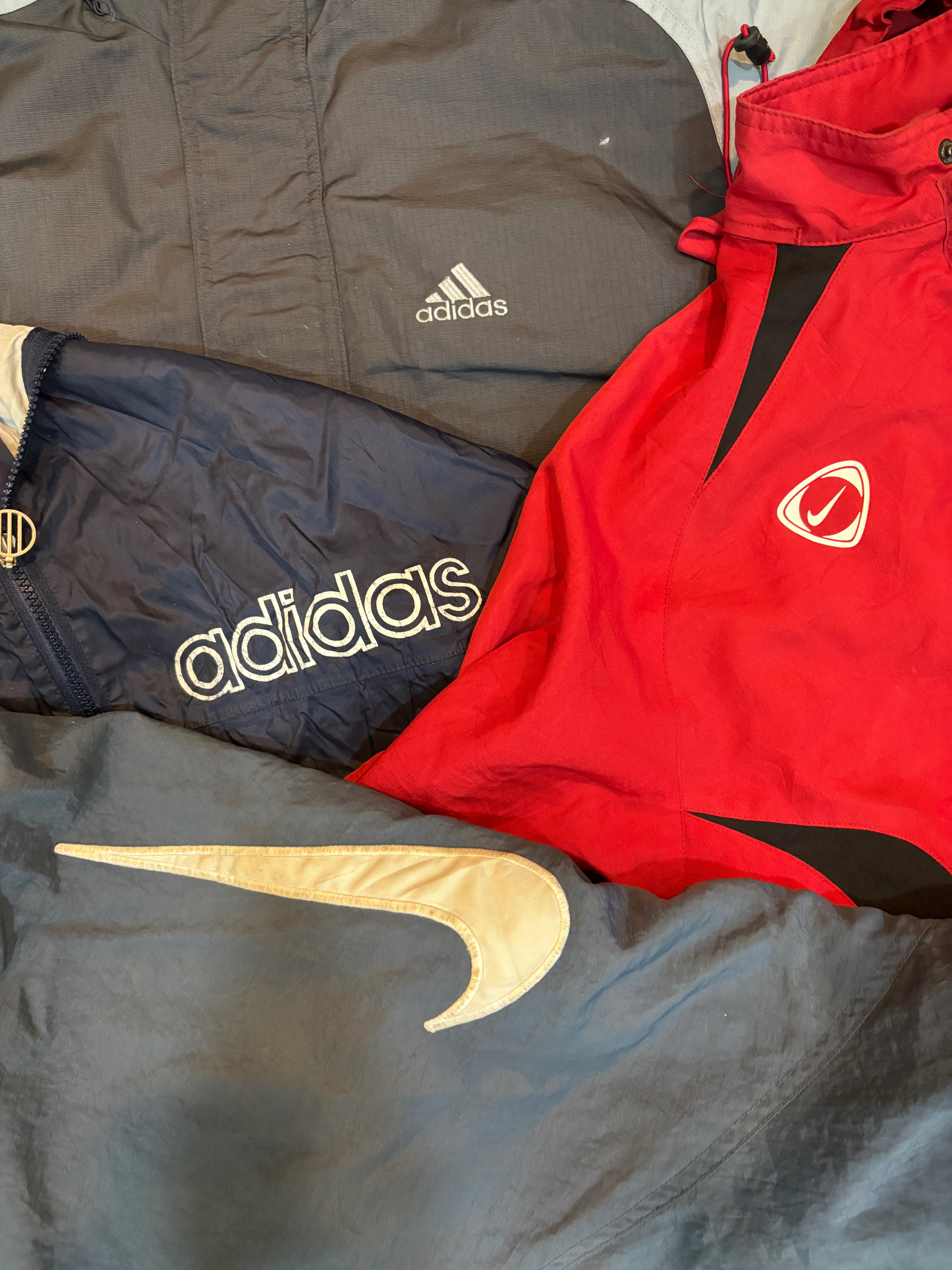 ブランド付きビンテージウィンドブレーカー