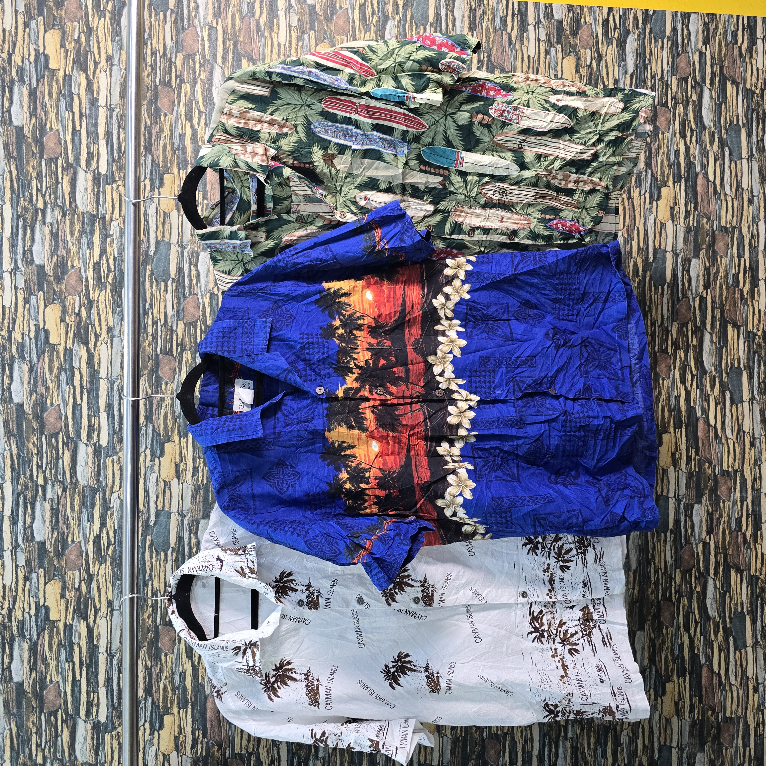 AVG-0031 Chemises hawaïennes