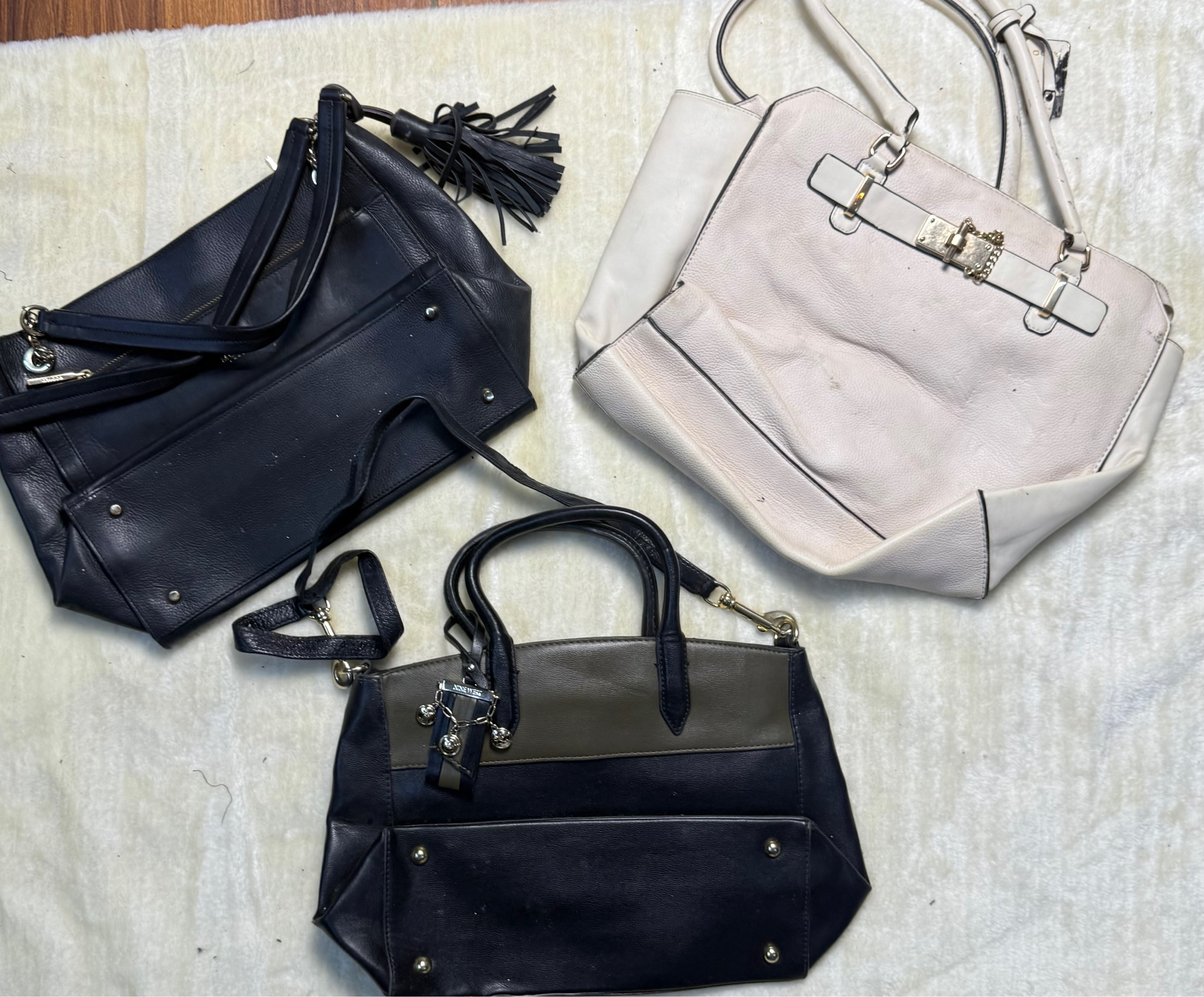 Guess, Aldo gemischte Markentaschen